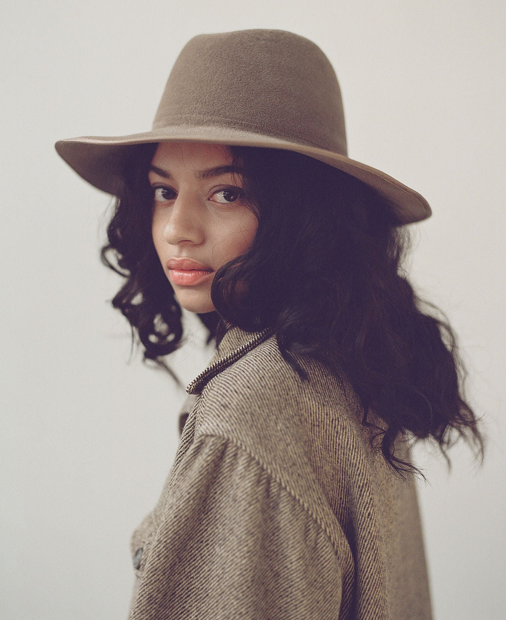 SIMON IN VELOUR FELT