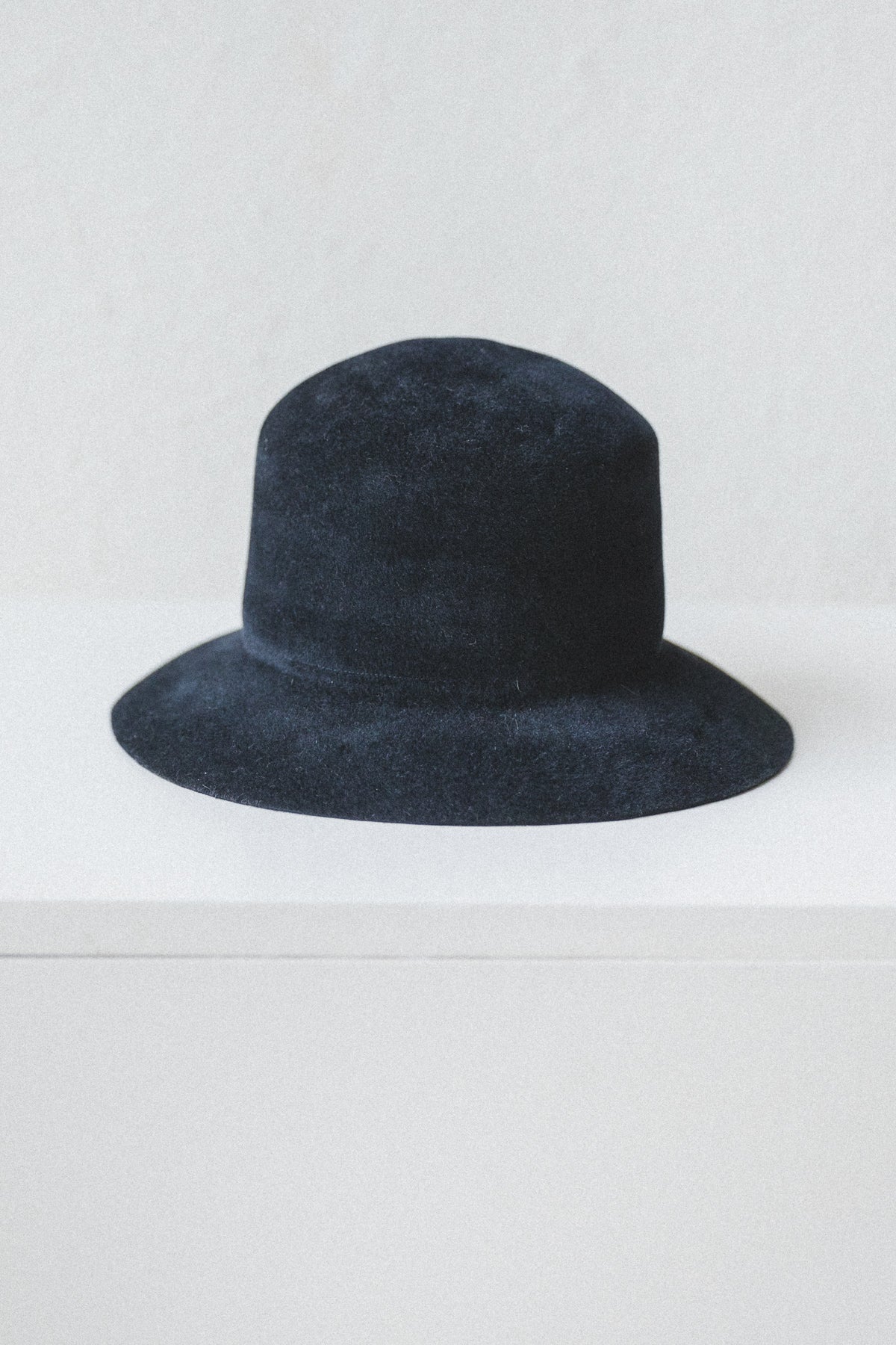 BUCKET HAT IN VELOUR FELT