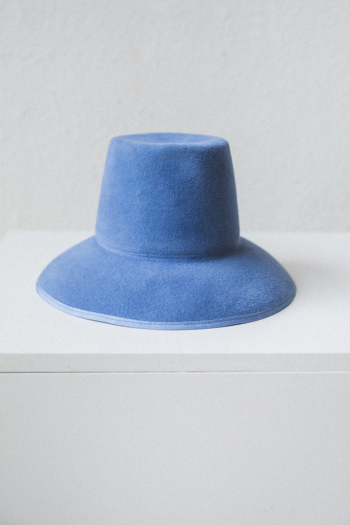 EMMET IN VELOUR FELT