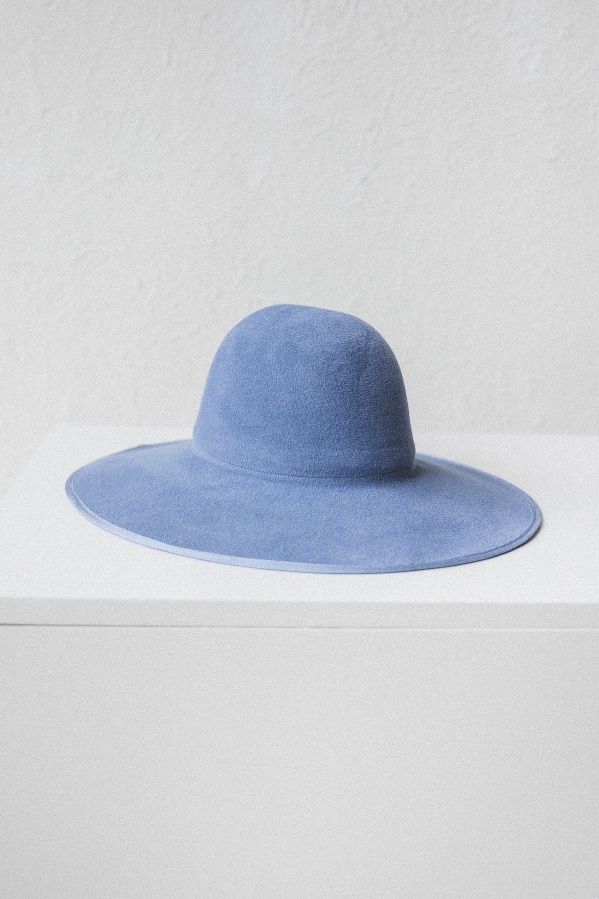FESTIVAL HAT IN VELOUR FELT display picture 3