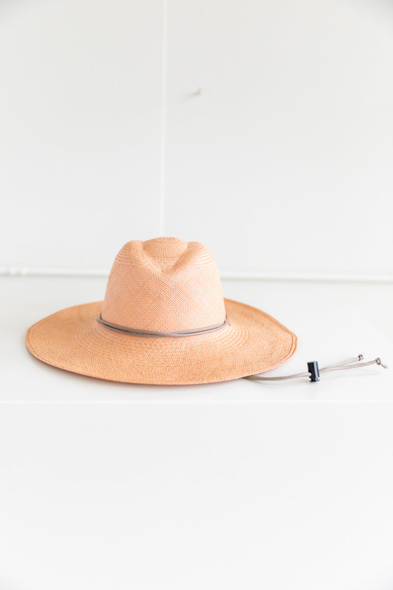 SIMON IN PANAMA STRAW