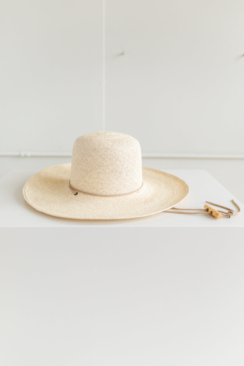 SUNCREST IN TWISTED NATURAL PANAMA STRAW