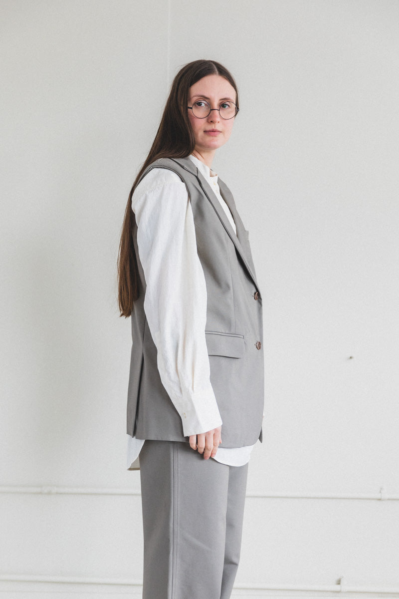 CONSTANCE VEST IN MUSHROOM TWILL