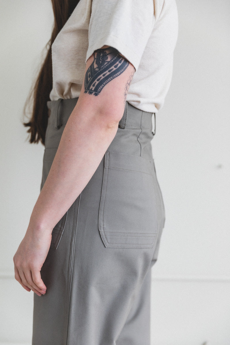 HOWIE PANT IN MUSHROOM TWILL