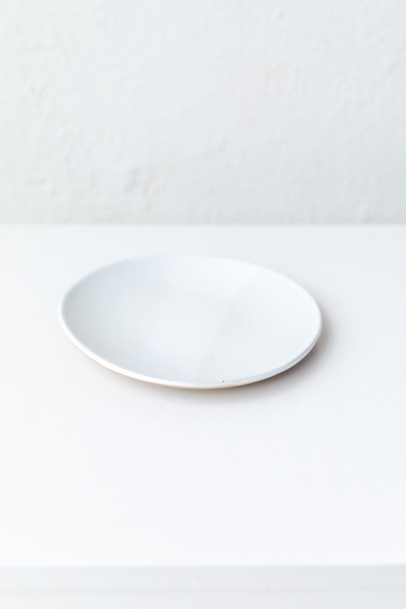 LUNCH PLATE IN MATTE WHITE GLAZE