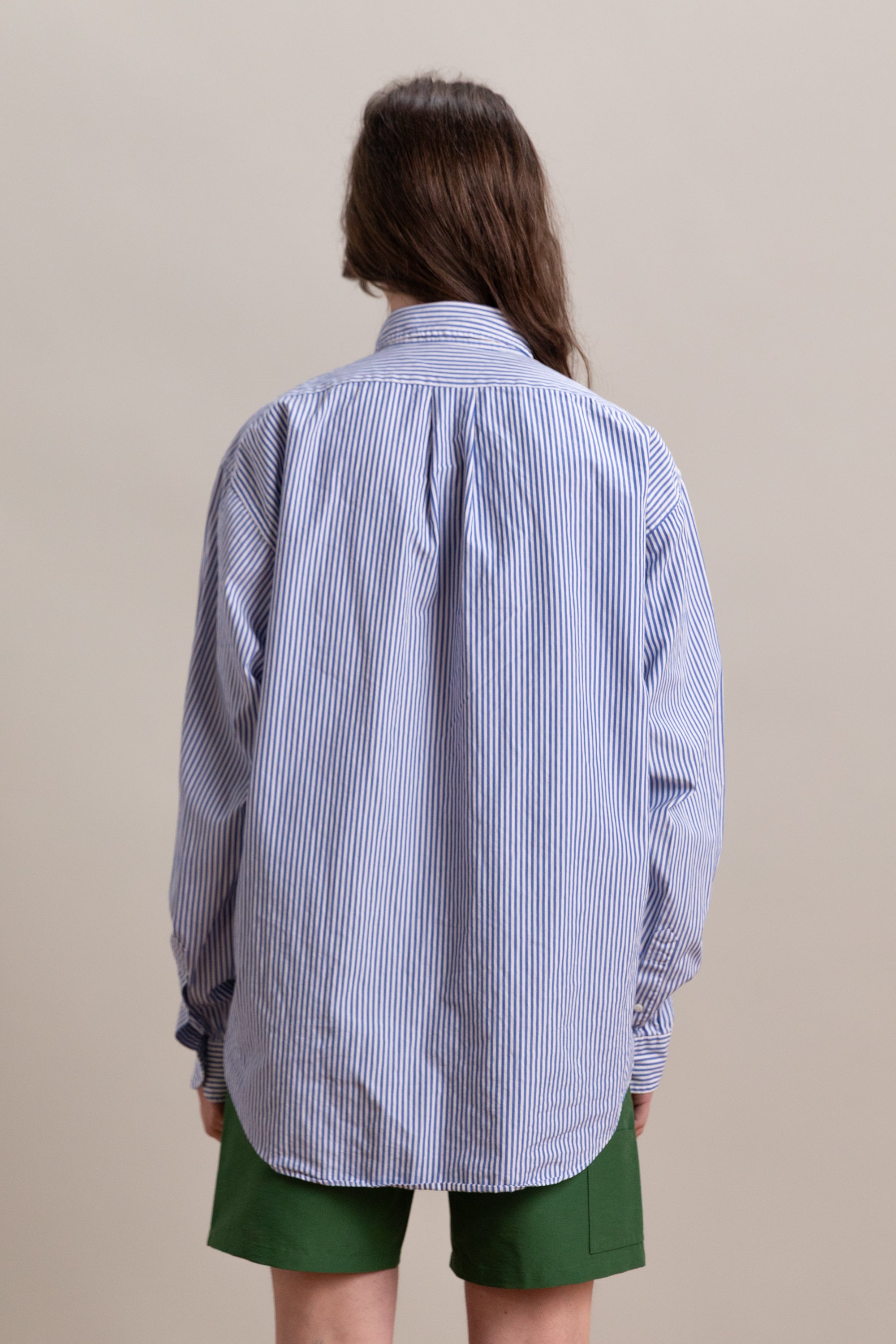 VINTAGE BUTTON UP SHIRT 10