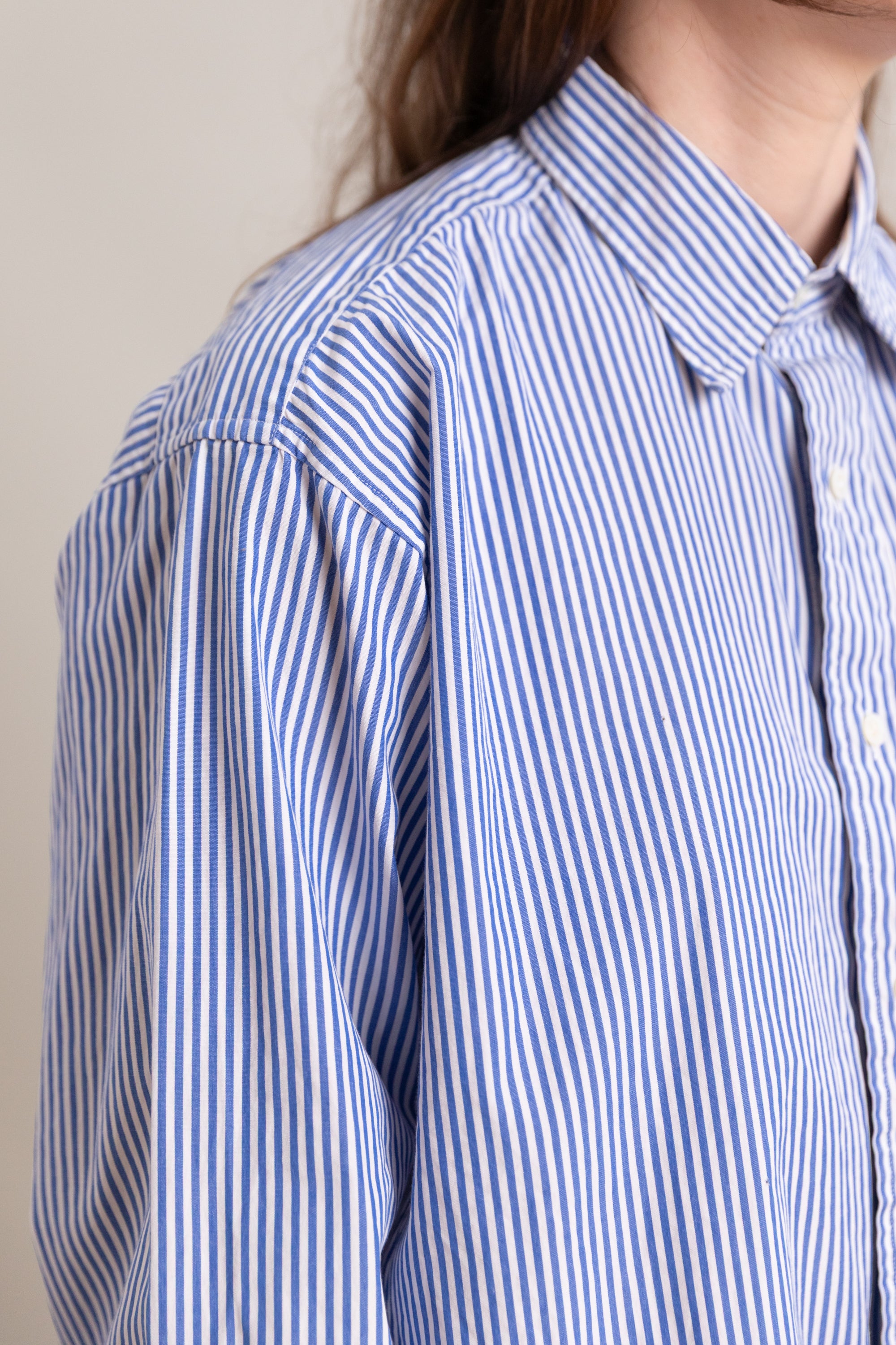 VINTAGE BUTTON UP SHIRT 10