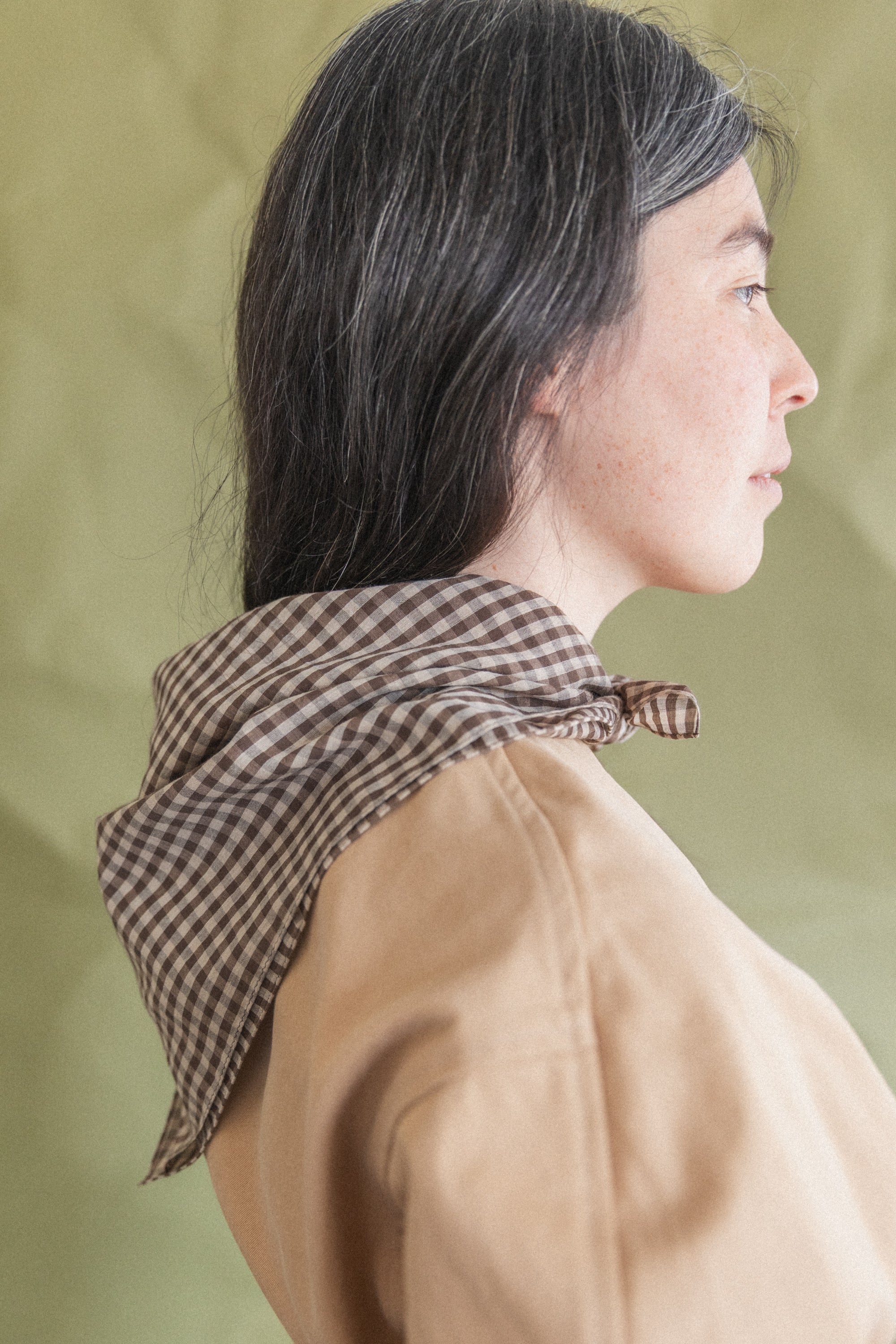 AIRY LIGHT COTTON CHECK SCARF IN BROWN GINGHAM