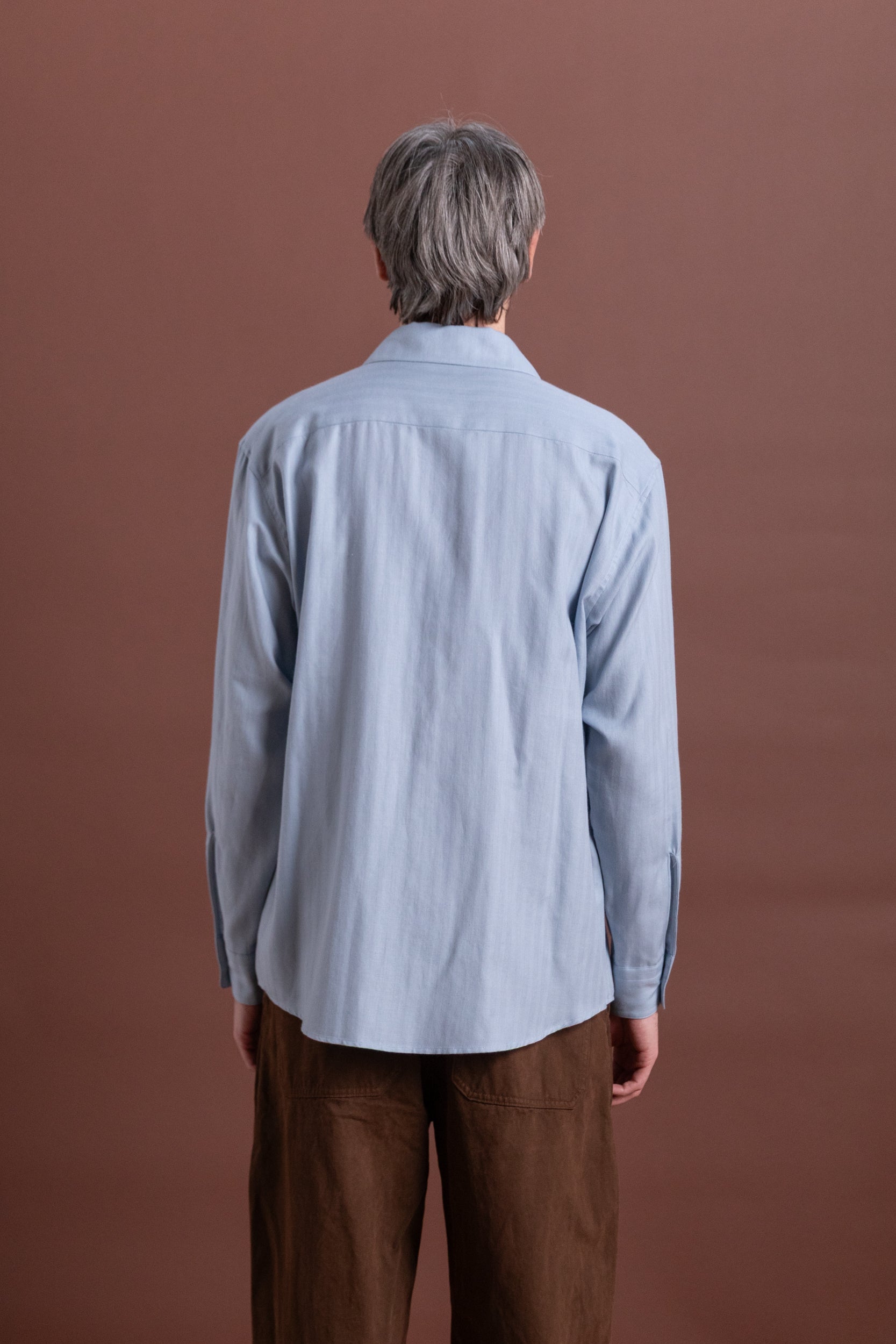 COTTON CASHMERE HERRINGBONE SHIRT IN LIGHT BLUE