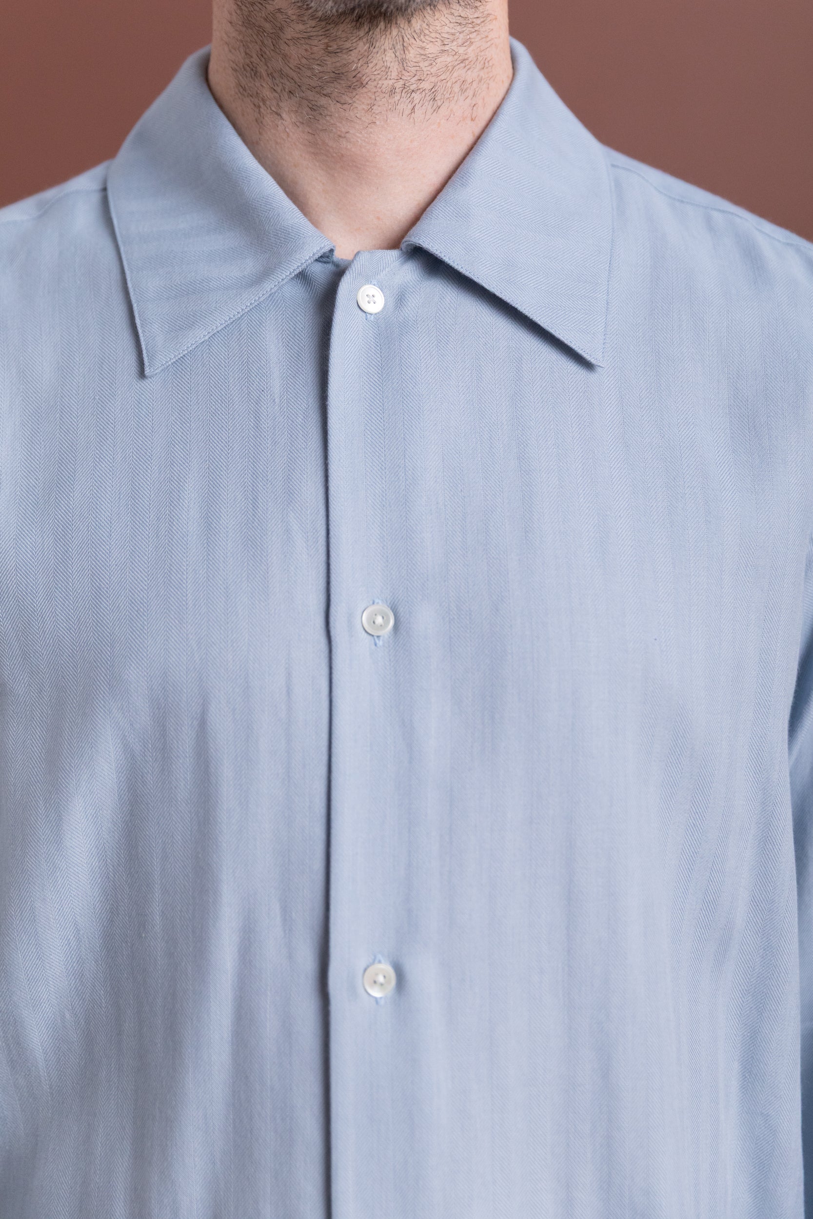 COTTON CASHMERE HERRINGBONE SHIRT IN LIGHT BLUE