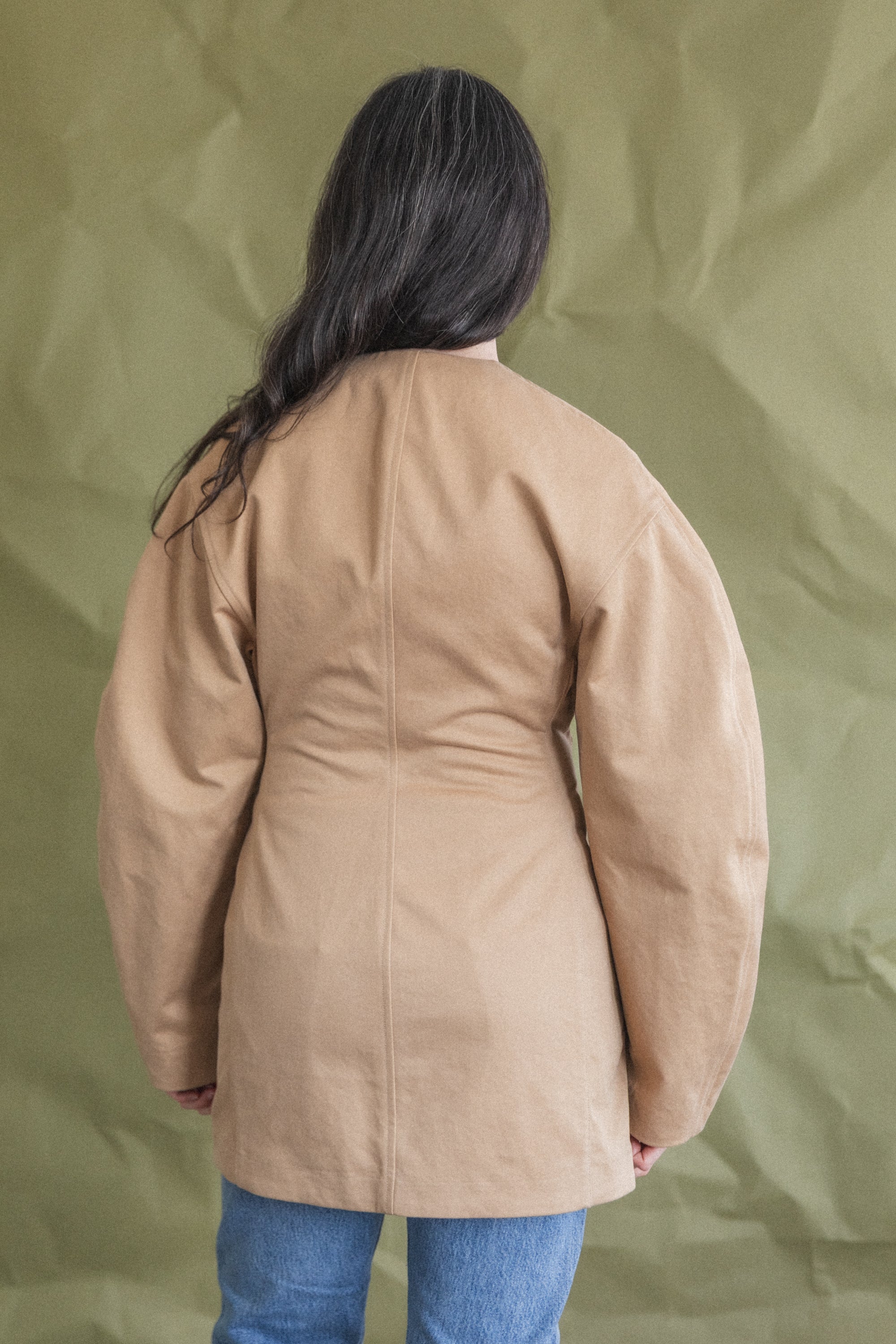 WASHED FINX CHINO HALF COAT IN CAMEL BROWN