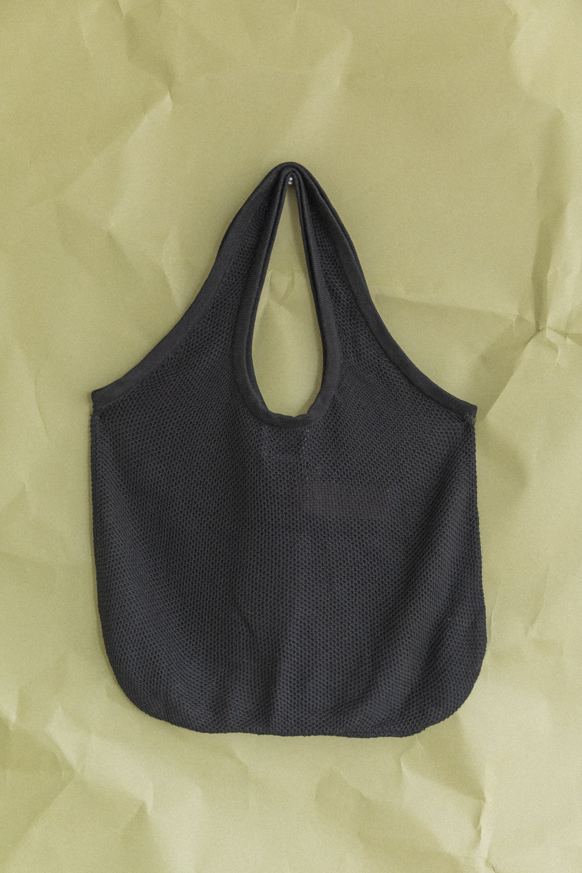ROBBY KNIT TOTE IN BLACK