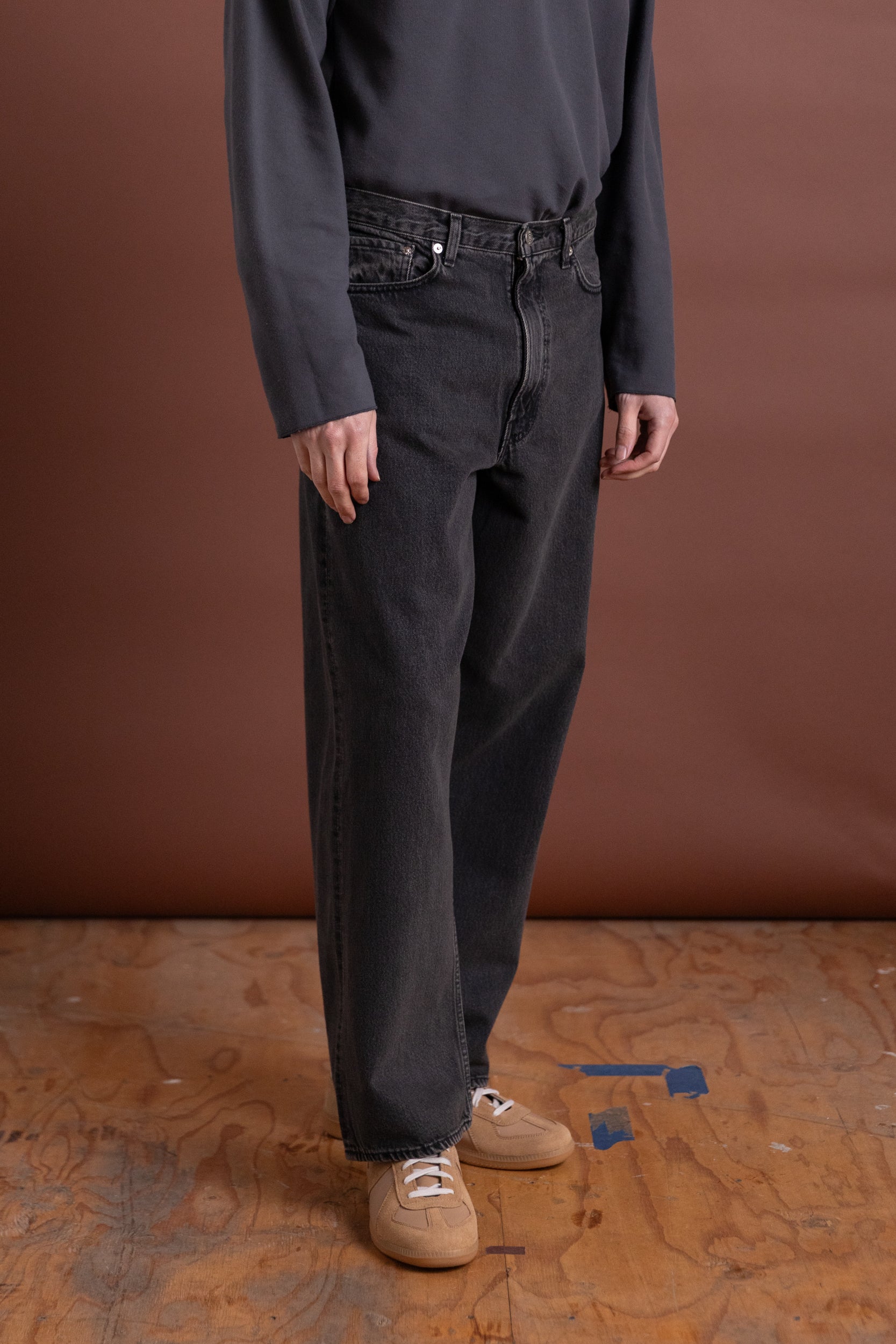 100 SUPER DADS DENIM PANTS IN BLACK DENIM STONE