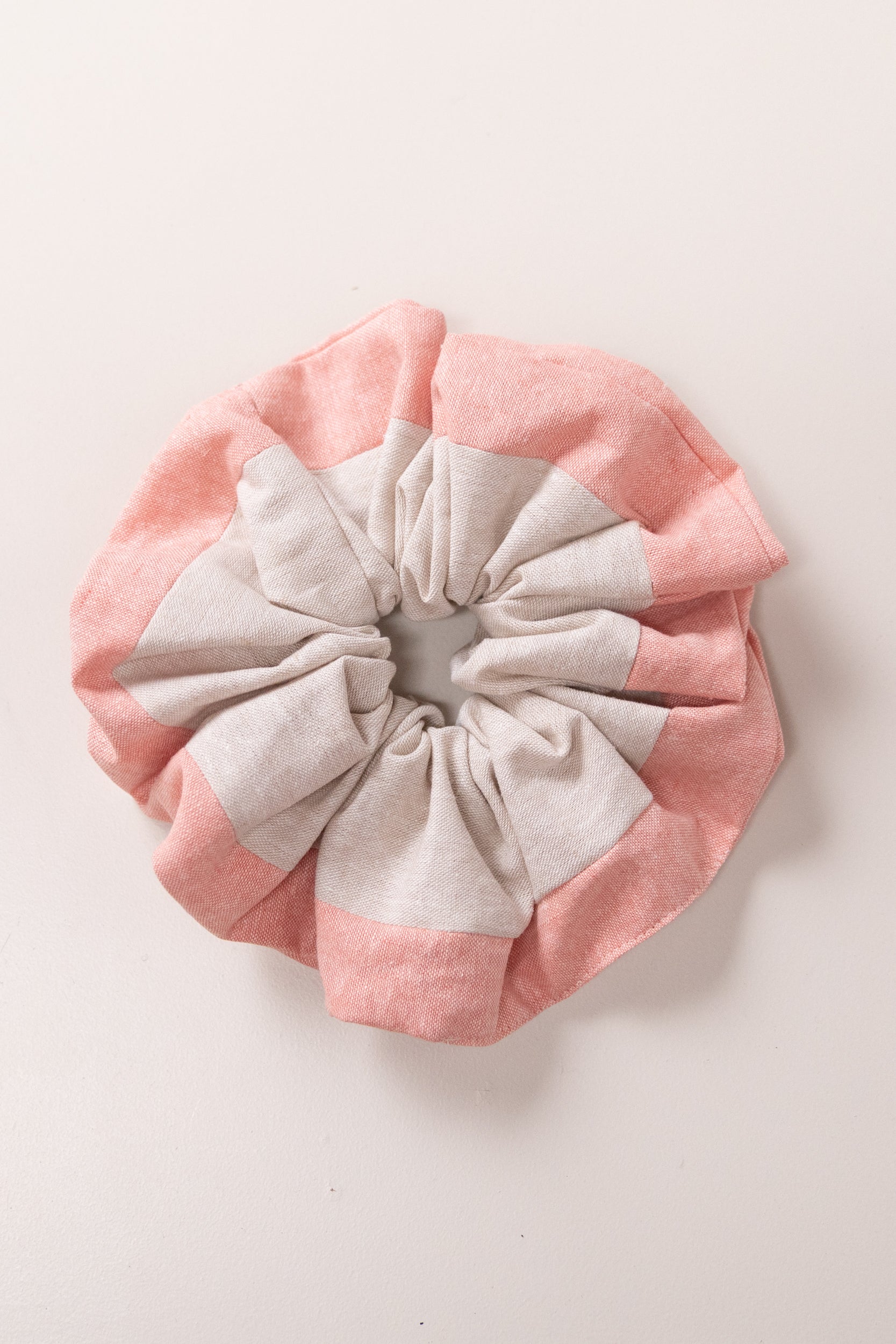 JUMBO PINK AND CREAM LINEN SCRUNCHIE