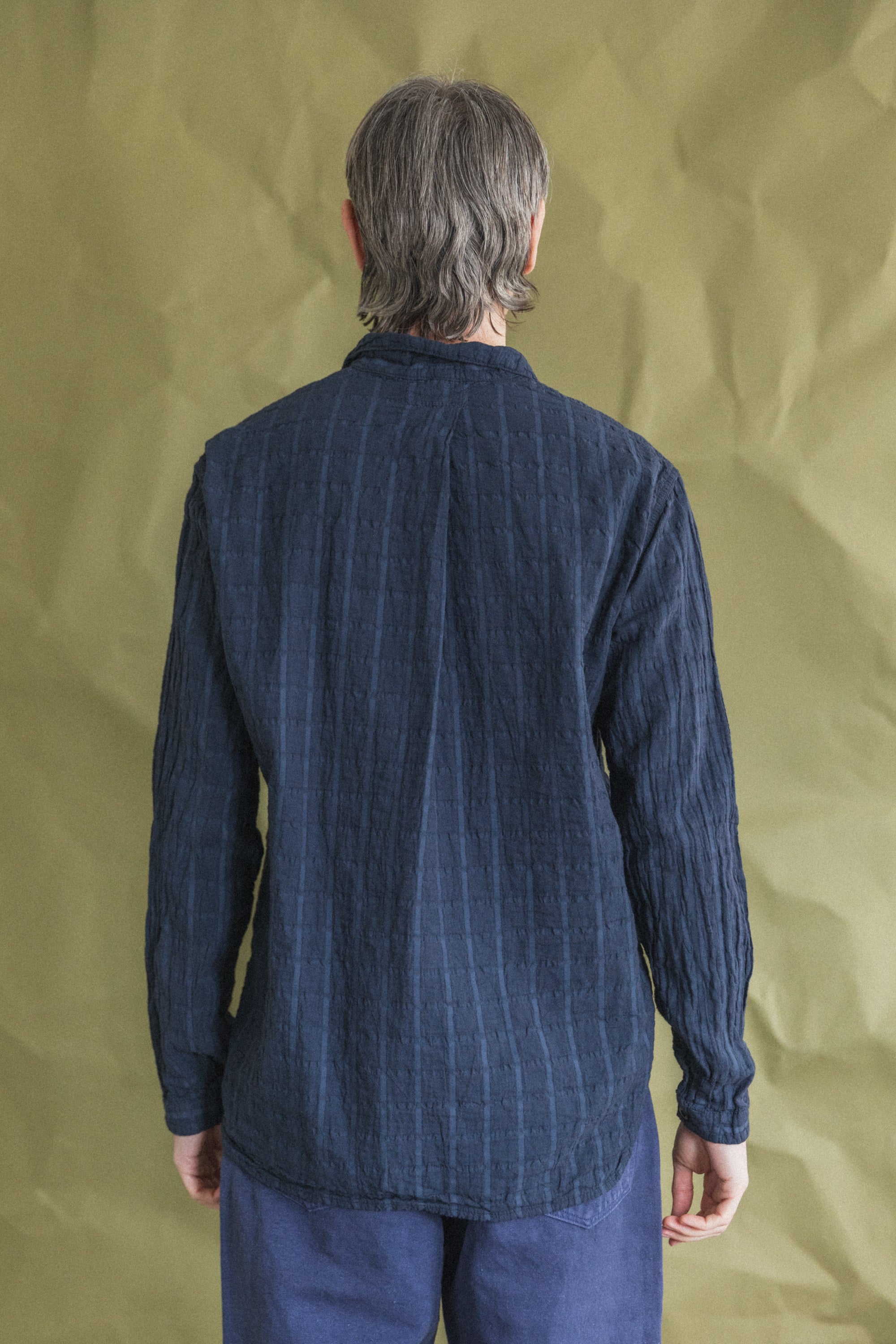 FLIPPED COLLAR SHIRT IN HADAL BLUE AIRBAG CAMBRIC