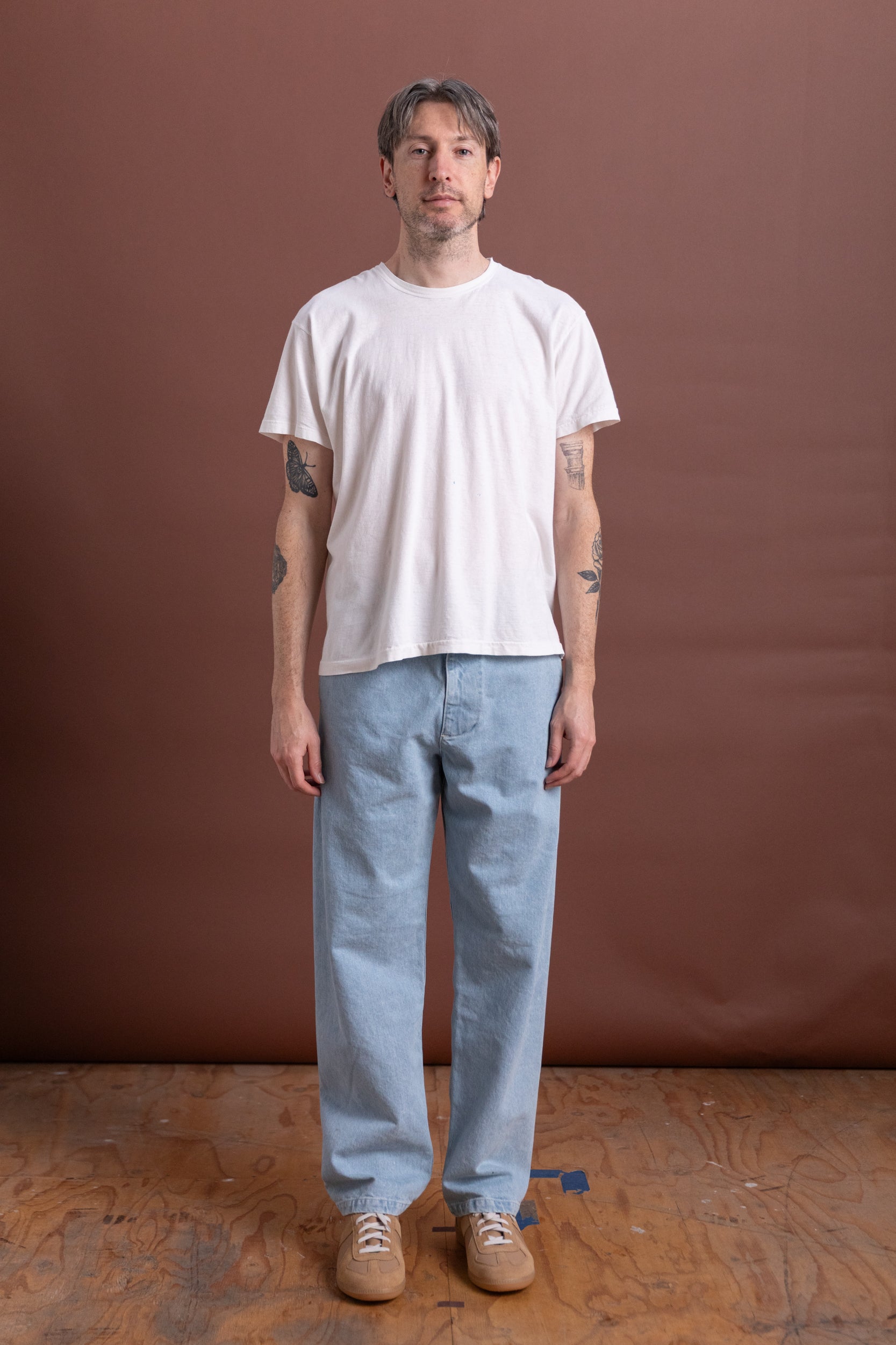 VINTAGE WHITE TEE 50