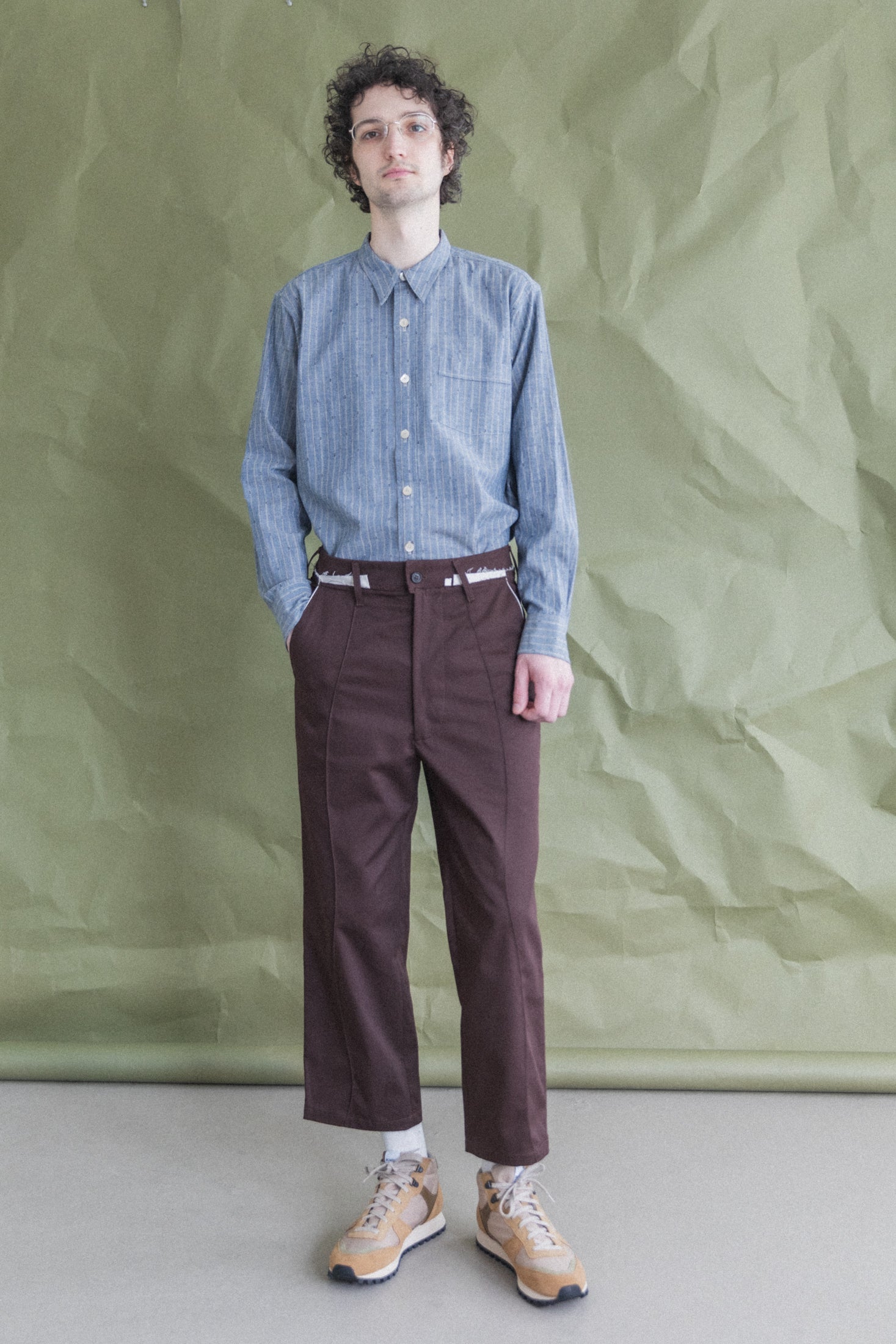 SLACK PANTS IN BROWN