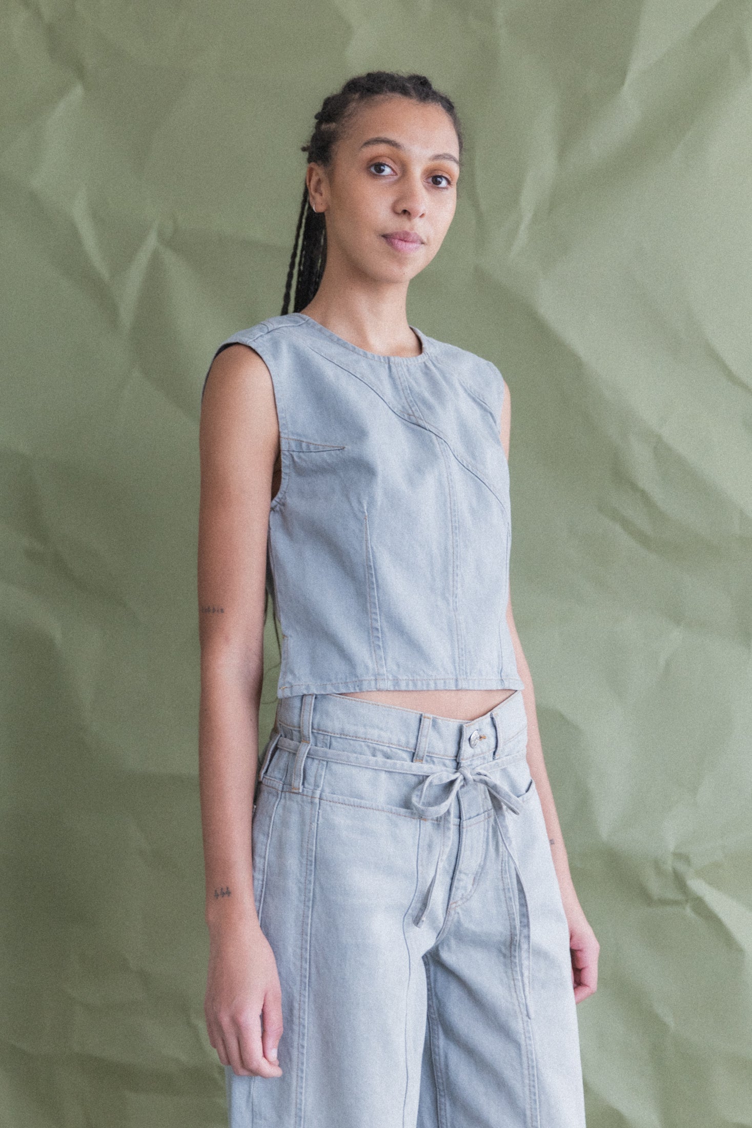 ANGLE TANK IN LUNAR DENIM