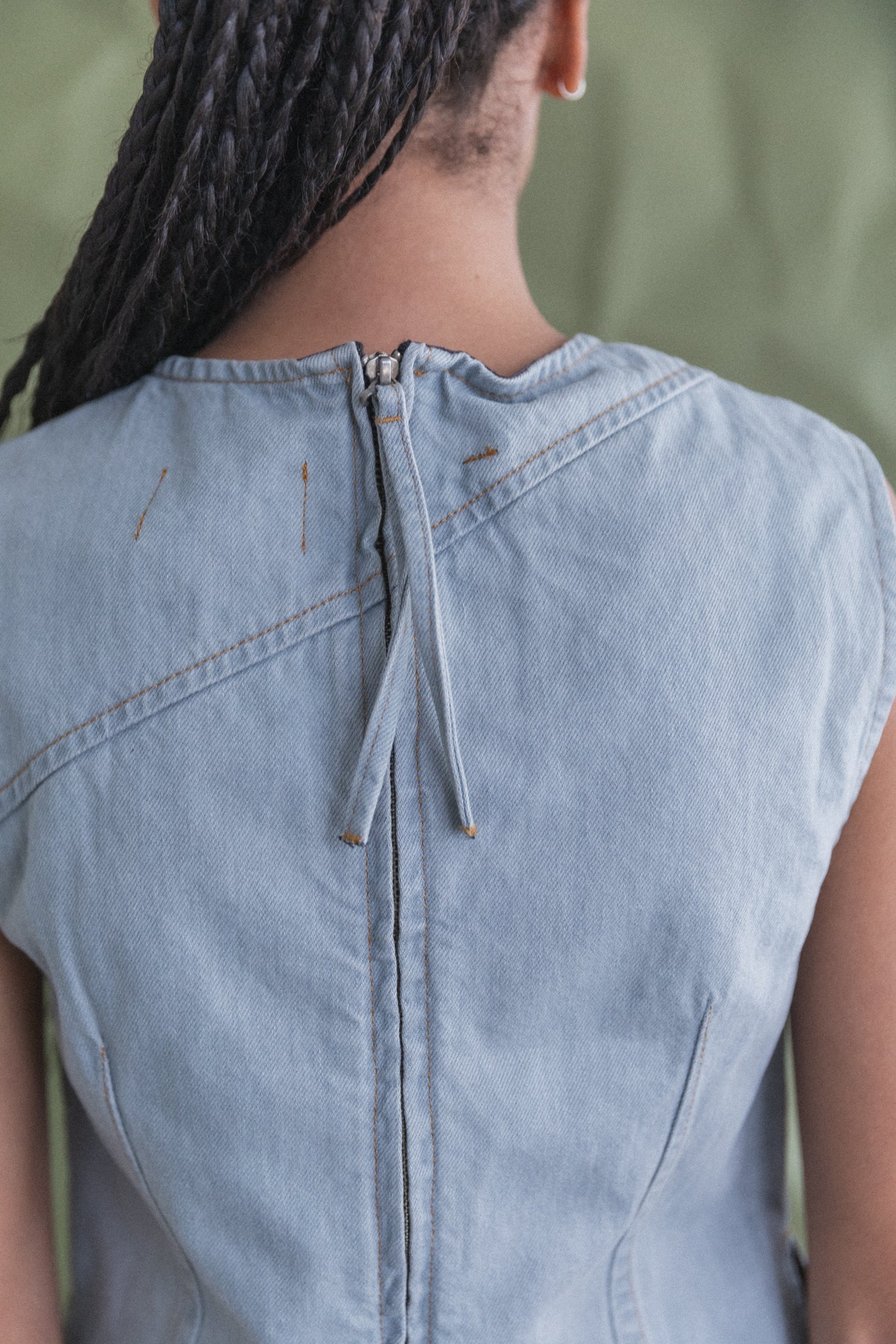 ANGLE TANK IN LUNAR DENIM