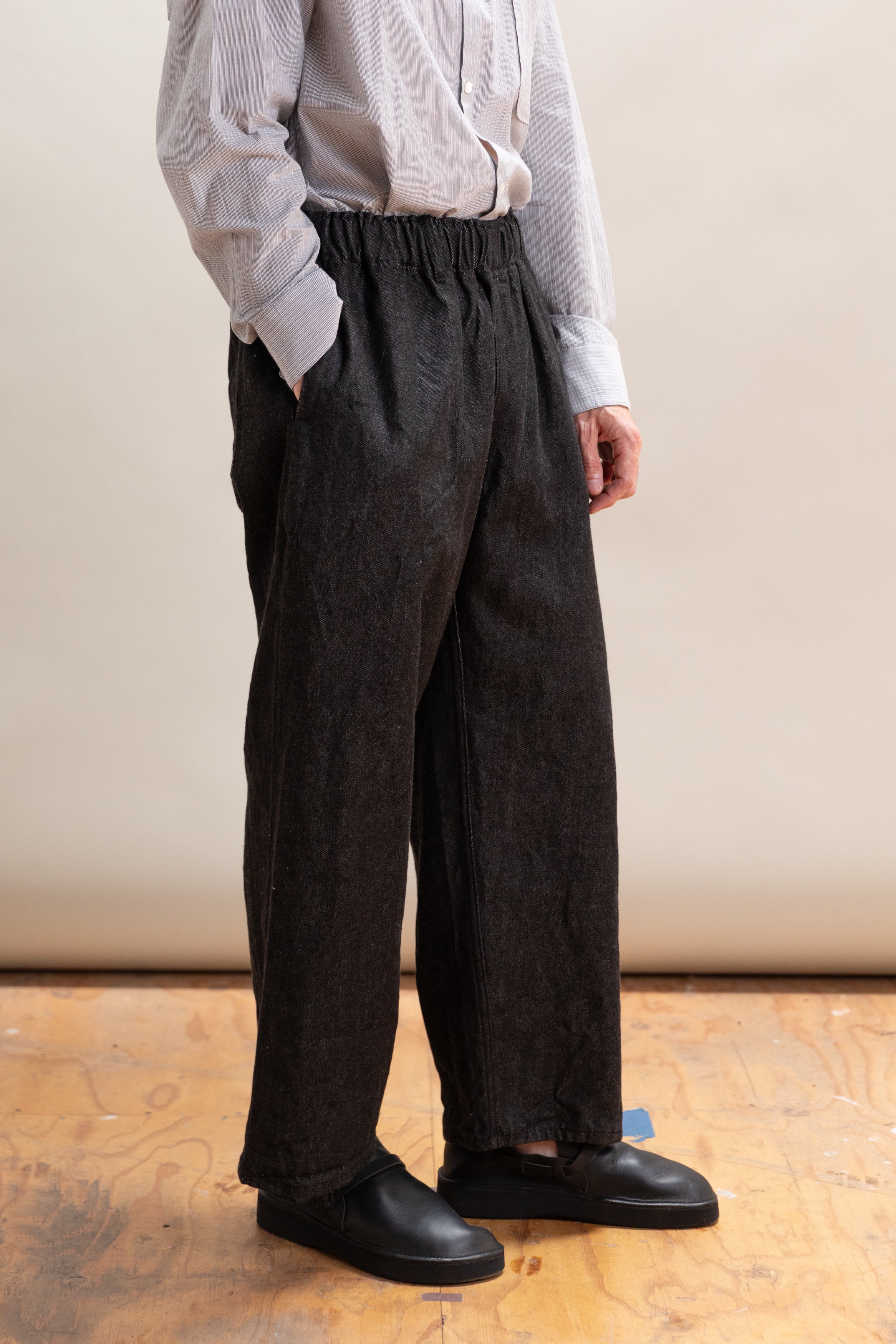 CRAWL JEAN IN BLACK WARP WOOL-CORE SELVEDGE
