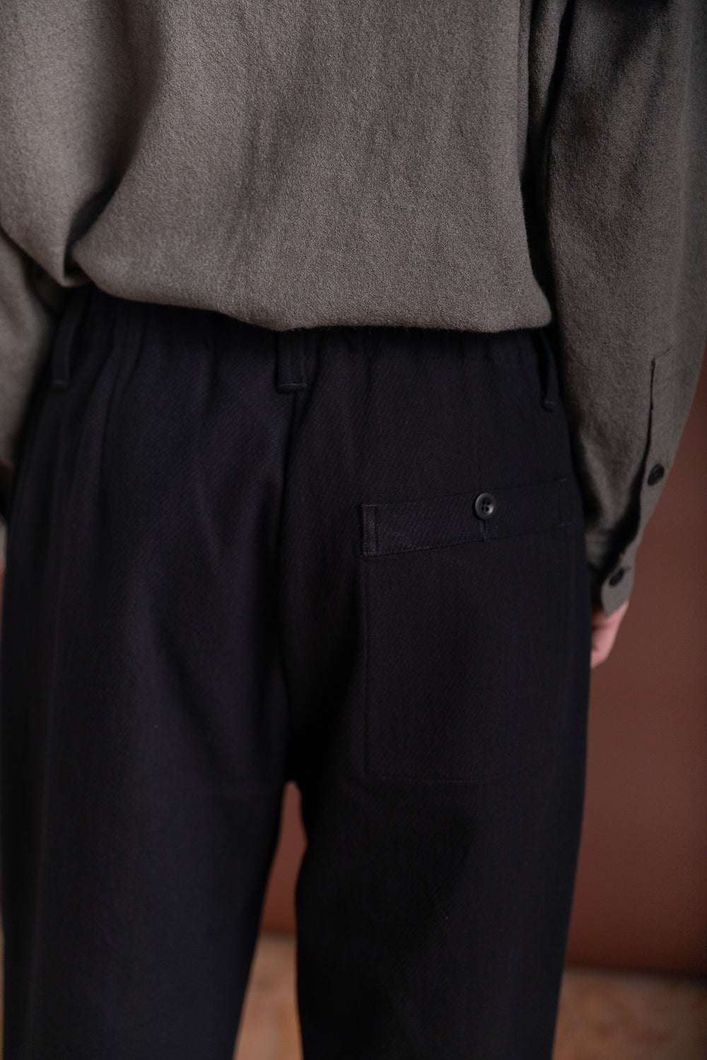 ELASTIC PANT IN BLACK COTTON KERSEY