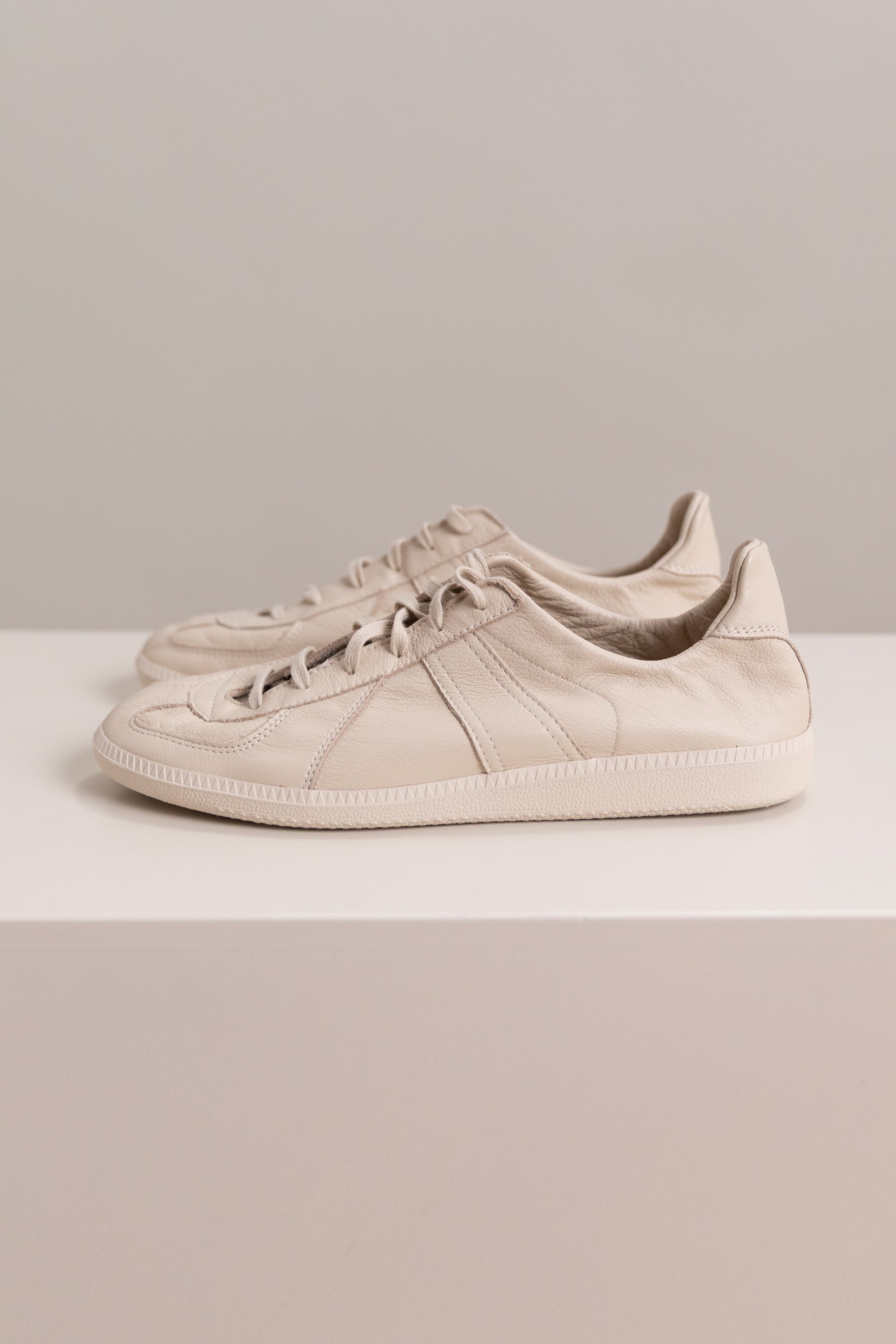 KAPTAIN SUNSHINE TRAINER IN UNLINED PANNA LEATHER