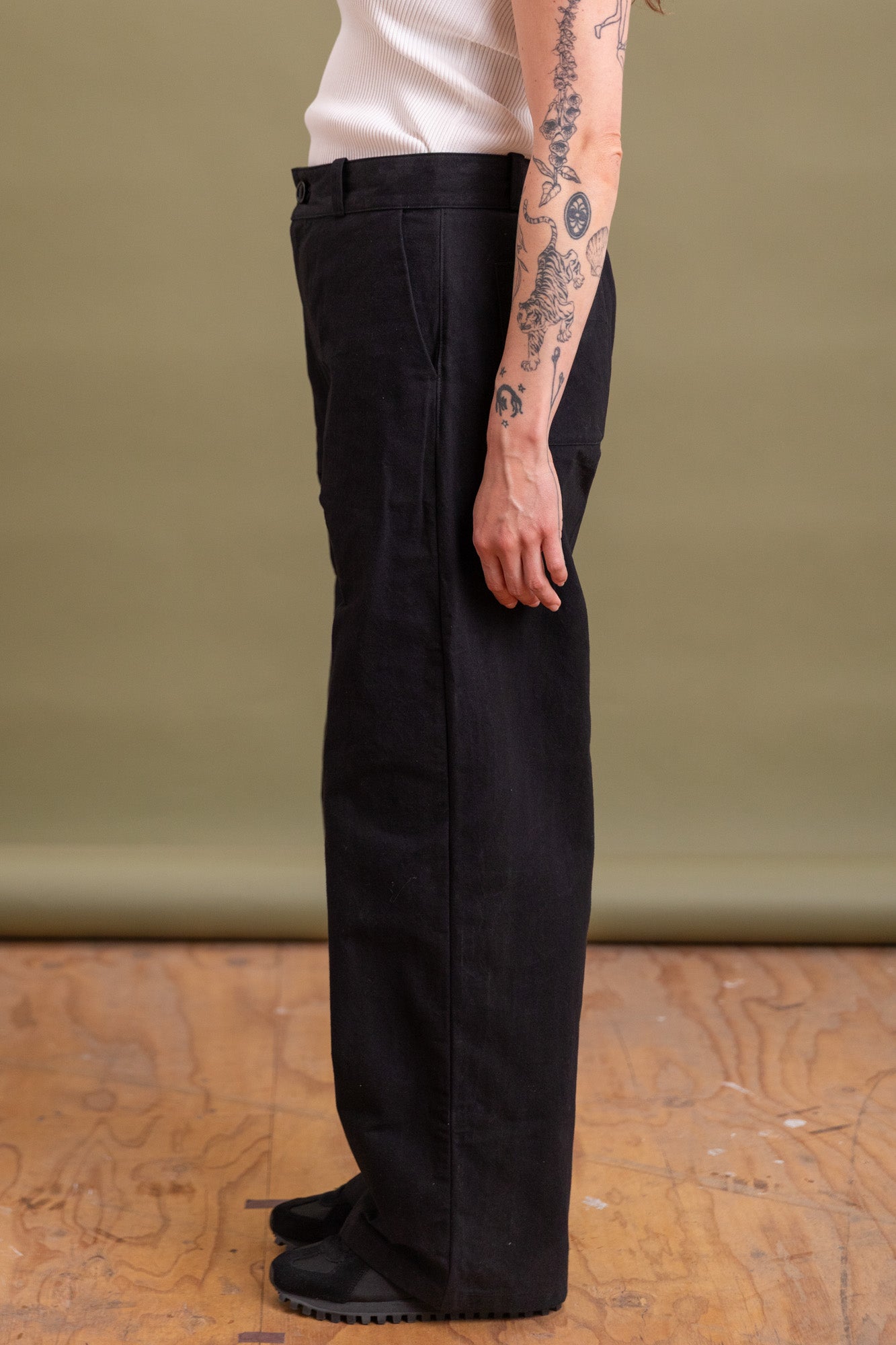 RO P4 HIGH WIDE PANT IN BLACK WAX