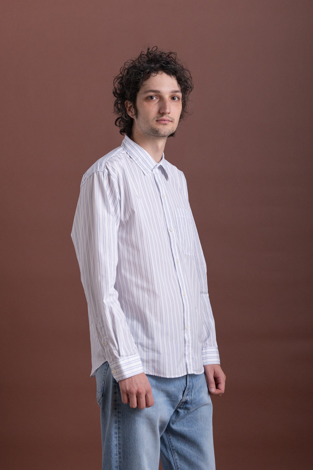 DISTANT SHIRT IN CONVENTIONAL STRIPE