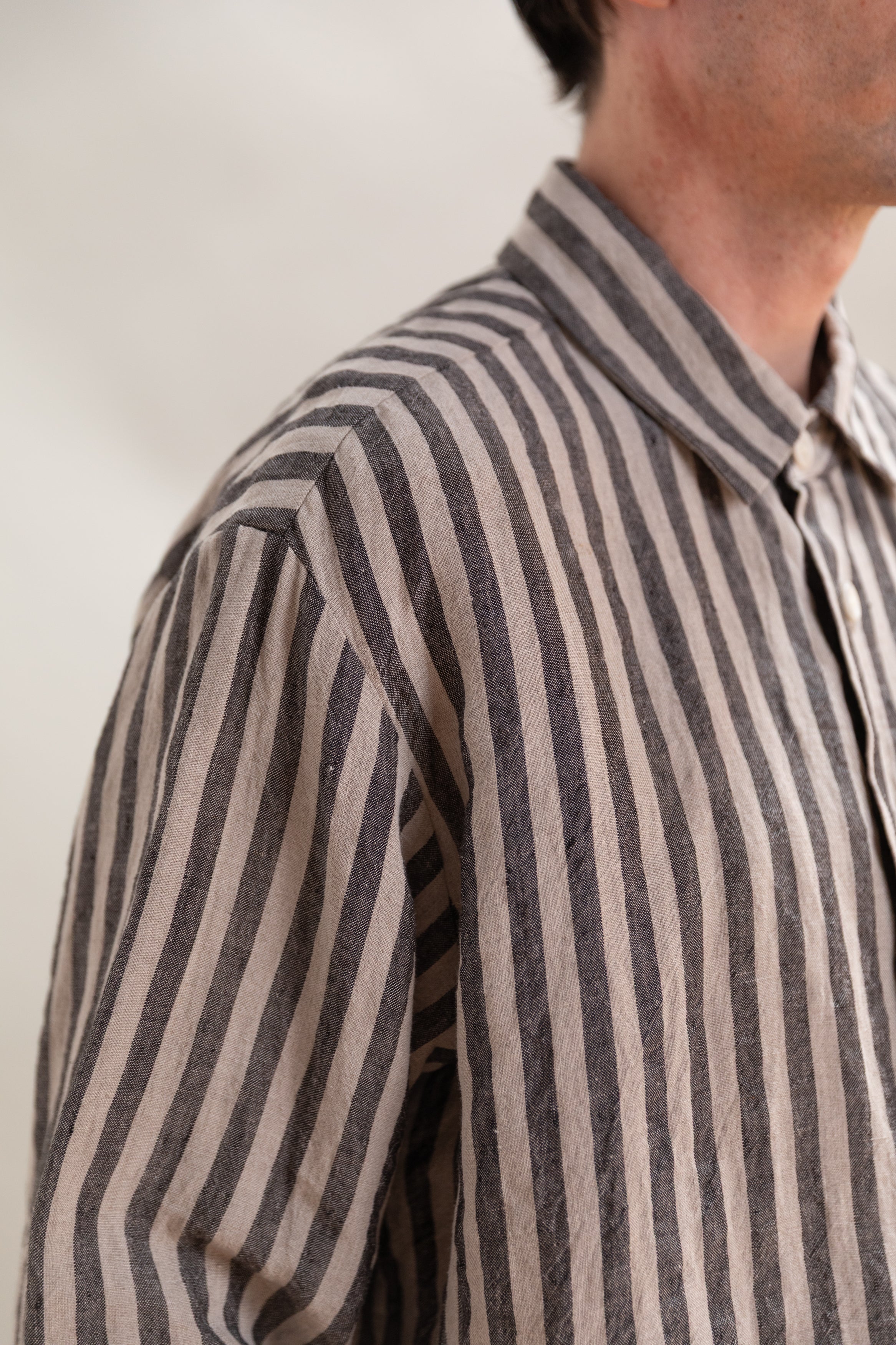 DRESS SHIRT IN STRIPED LINEN