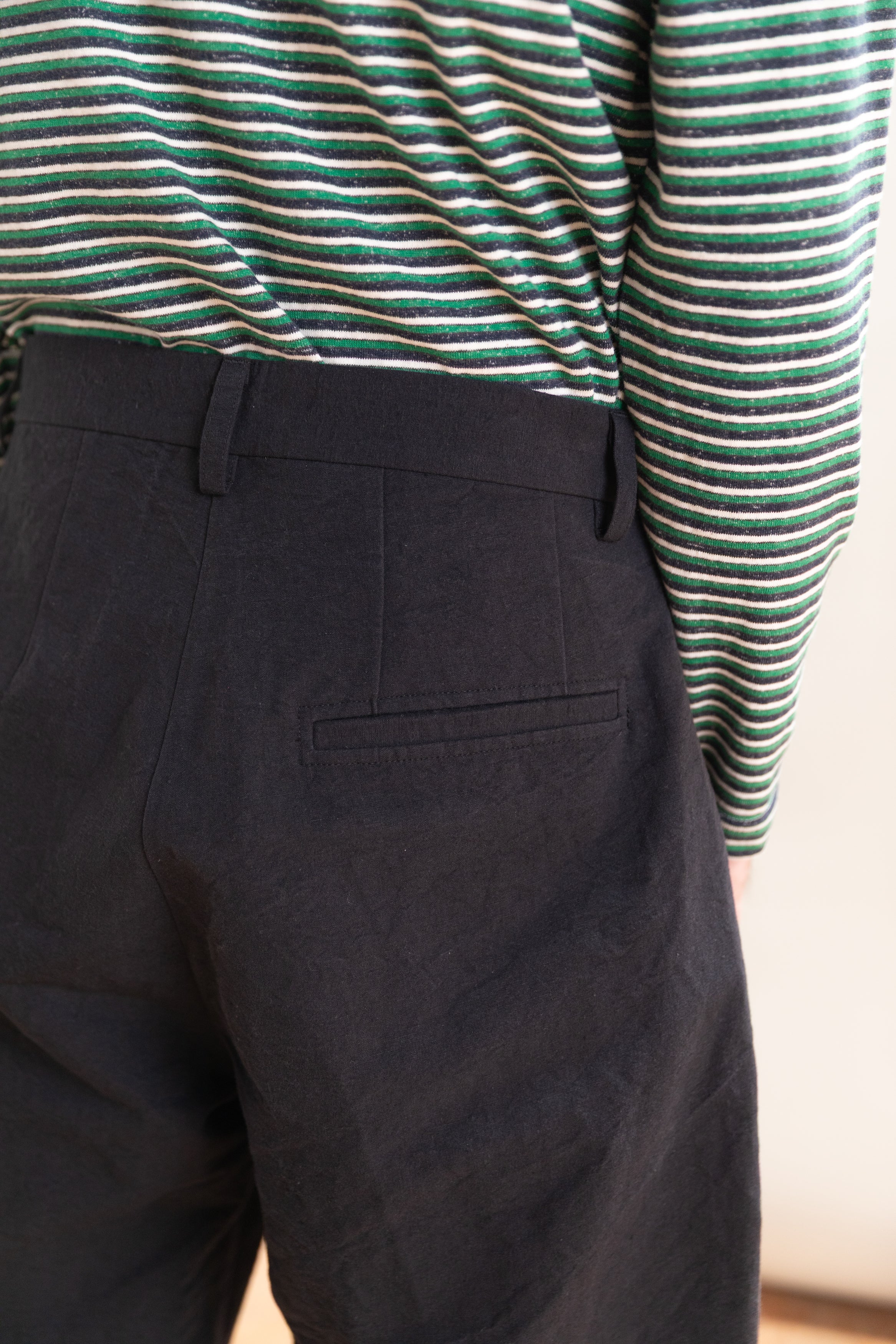 DRESS SHORTS IN LINEN/COTTON BUFF