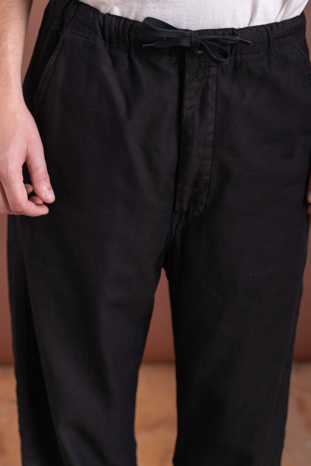 WIDE FIT NEW YORKER PANTS IN BLACK
