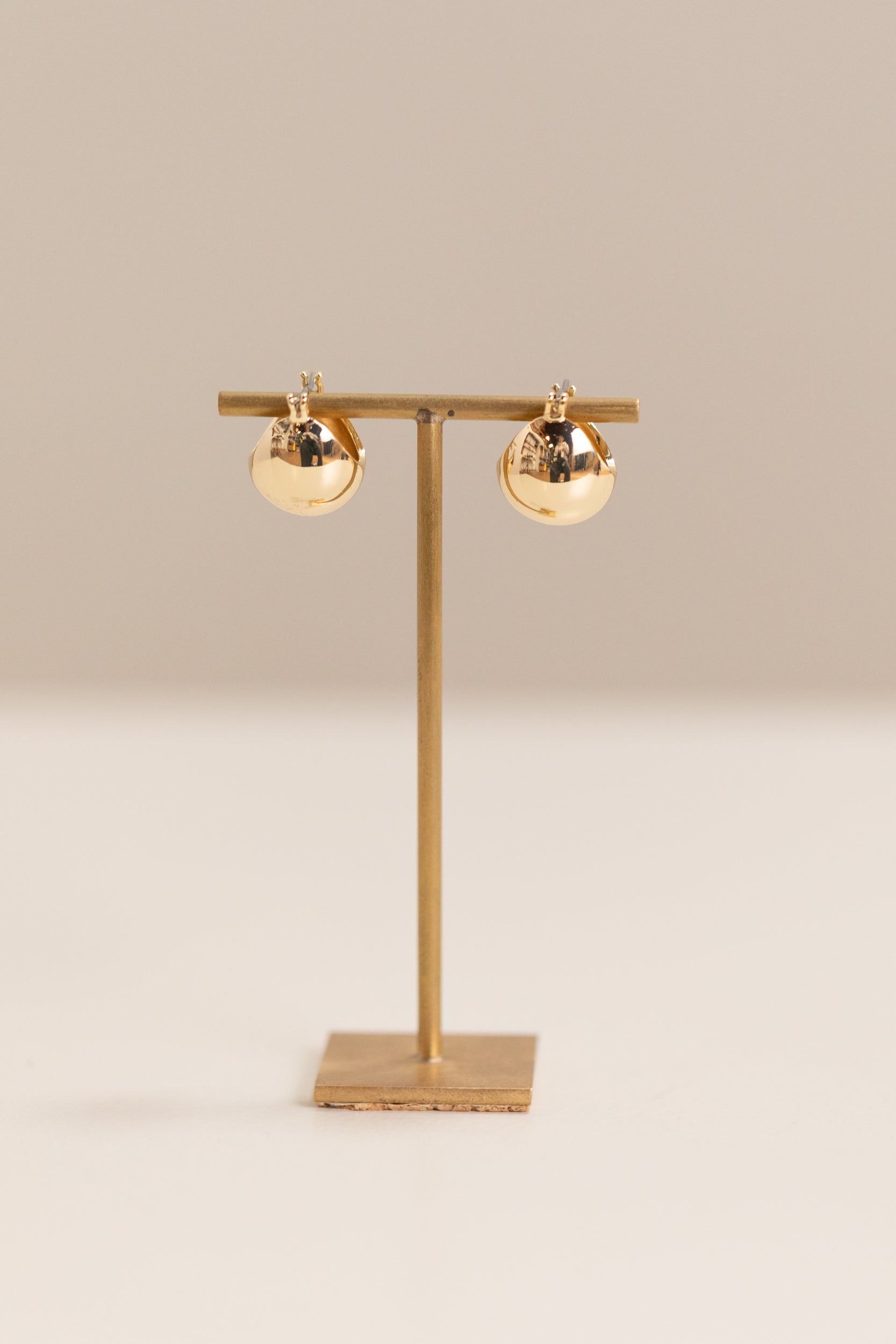 BABY KEEL HOOPS IN GOLD PLATED BRASS