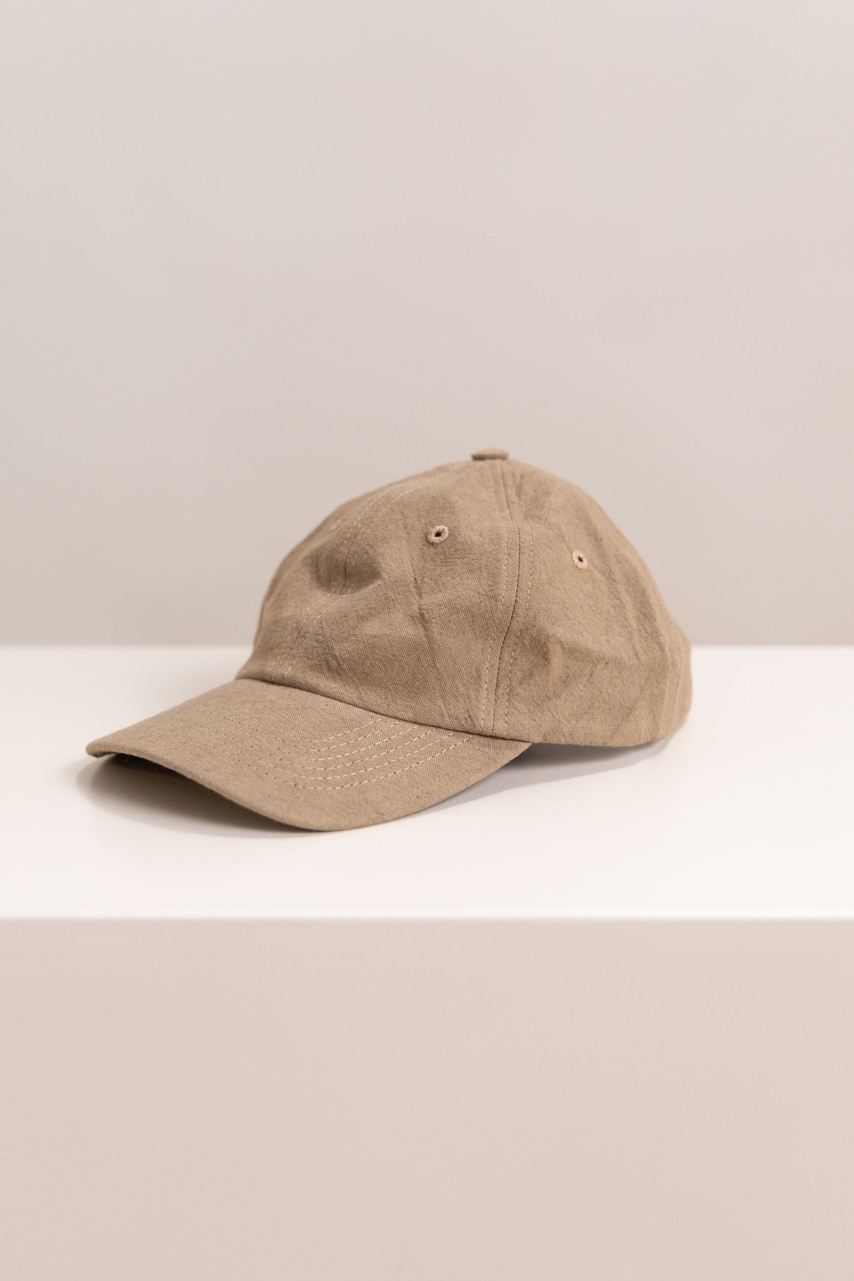 BALL CAP IN TAN COTTON LINEN CANVAS