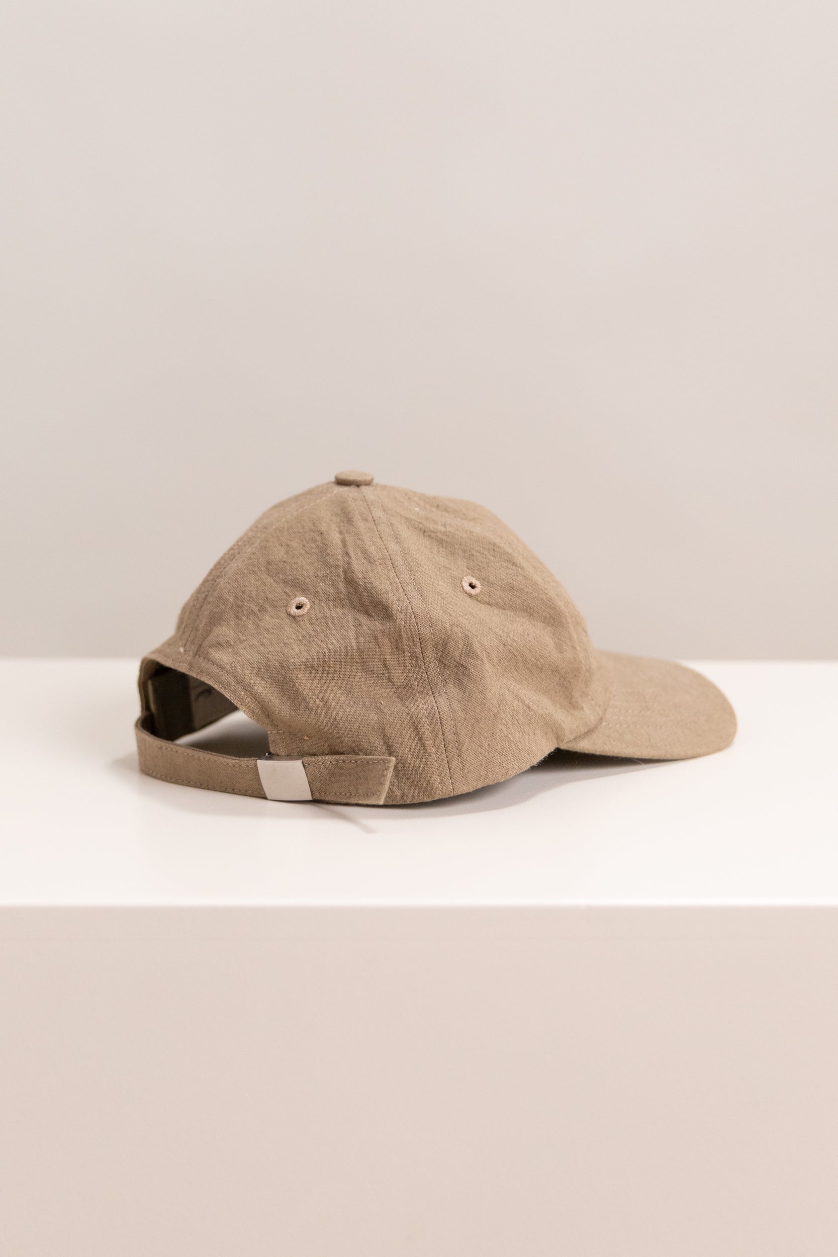 BALL CAP IN TAN COTTON LINEN CANVAS