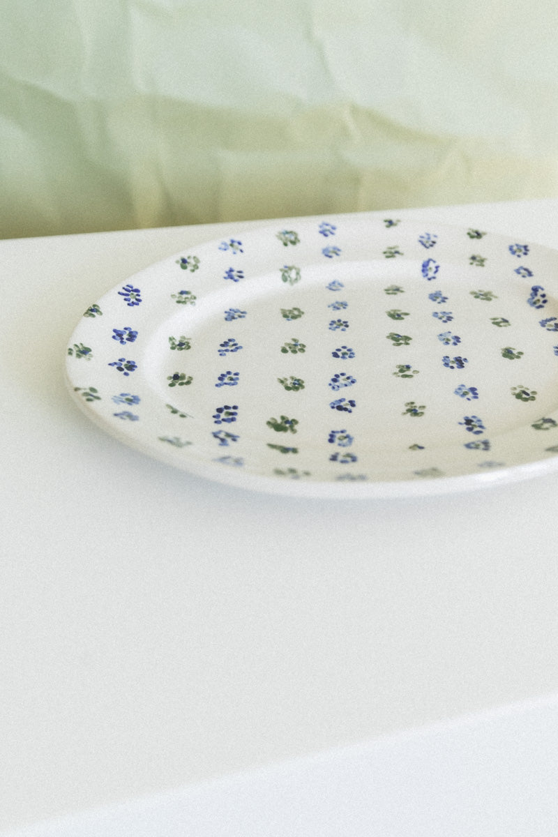 ABSTRACT DOTS MEDIUM OVAL PLATTER