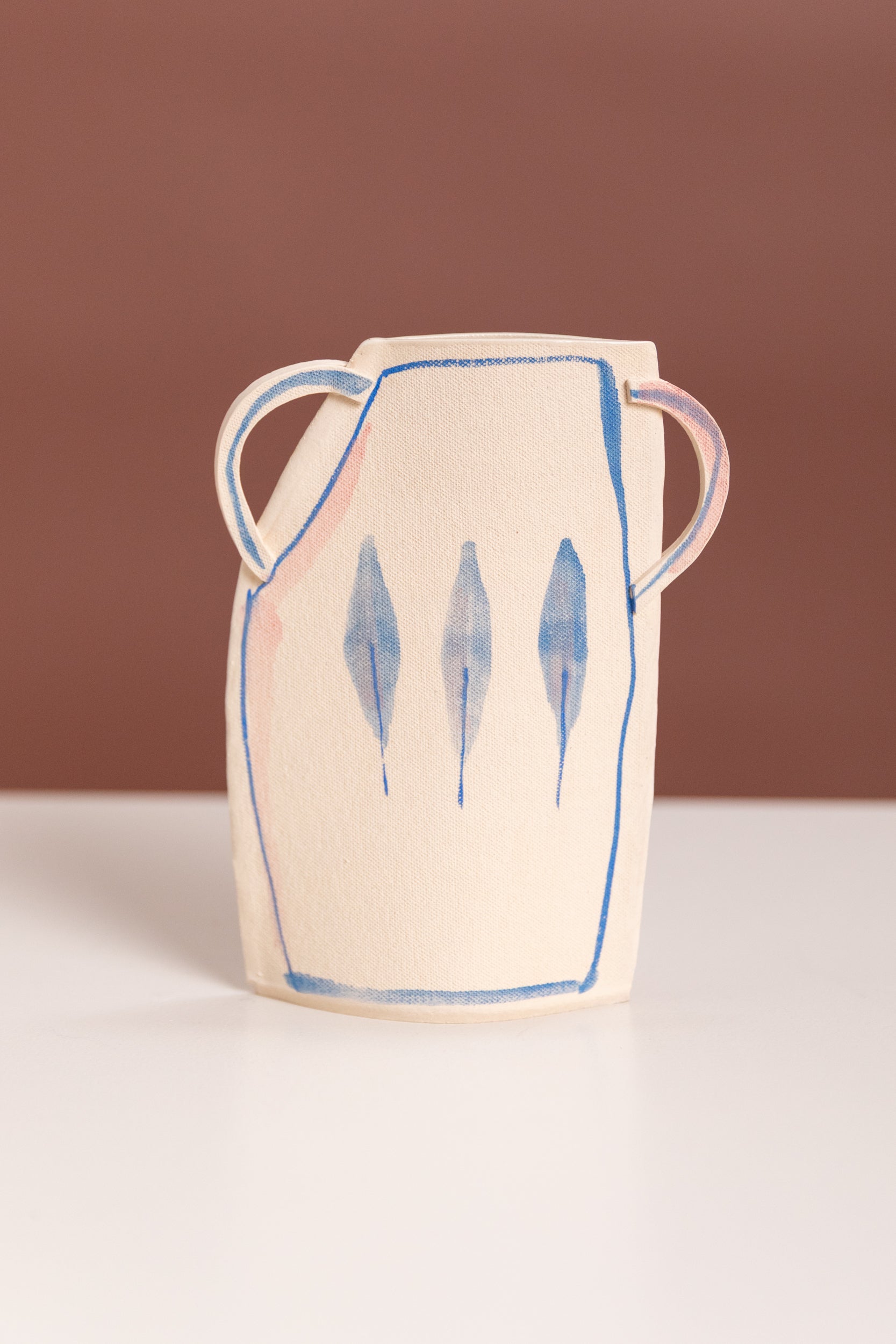 DELFT FLOWER SPRING VASE