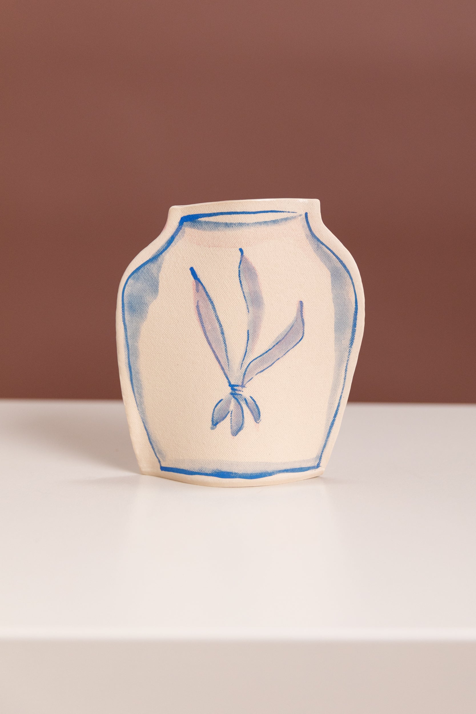 DELFT TIGERLILY VASE