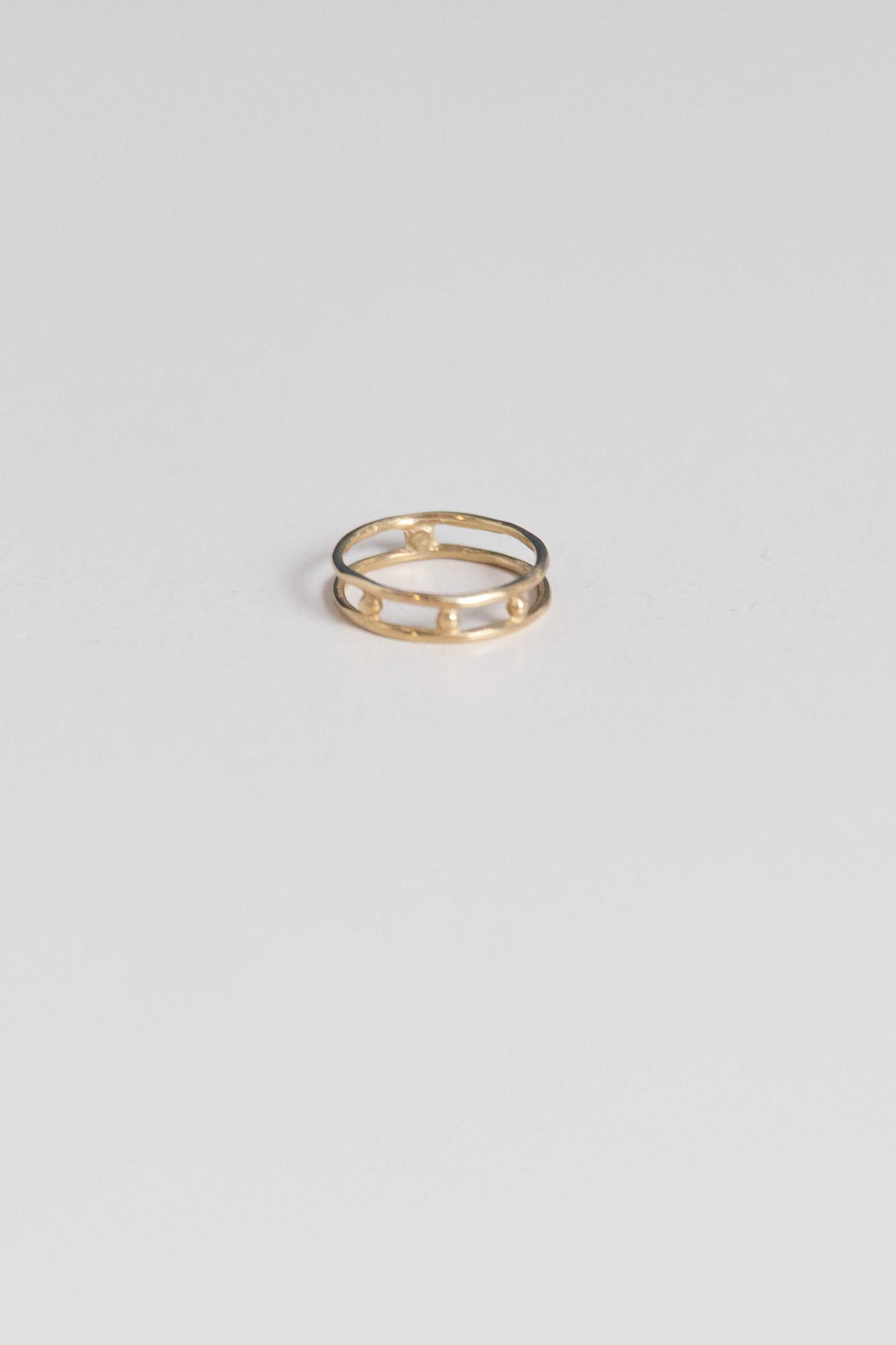 THIN VIENNA RING IN BRONZE