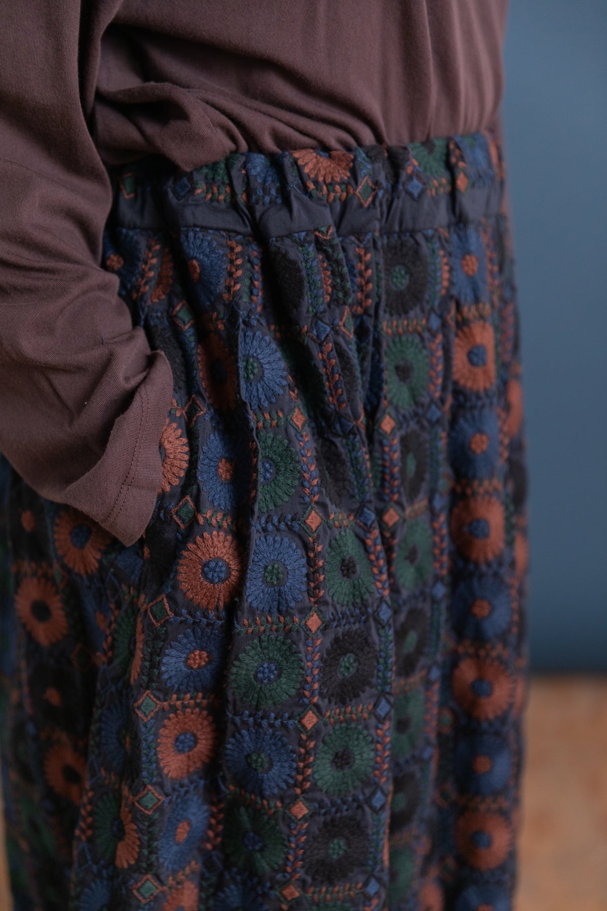 EMBROIDERY SKIRT IN GREEN