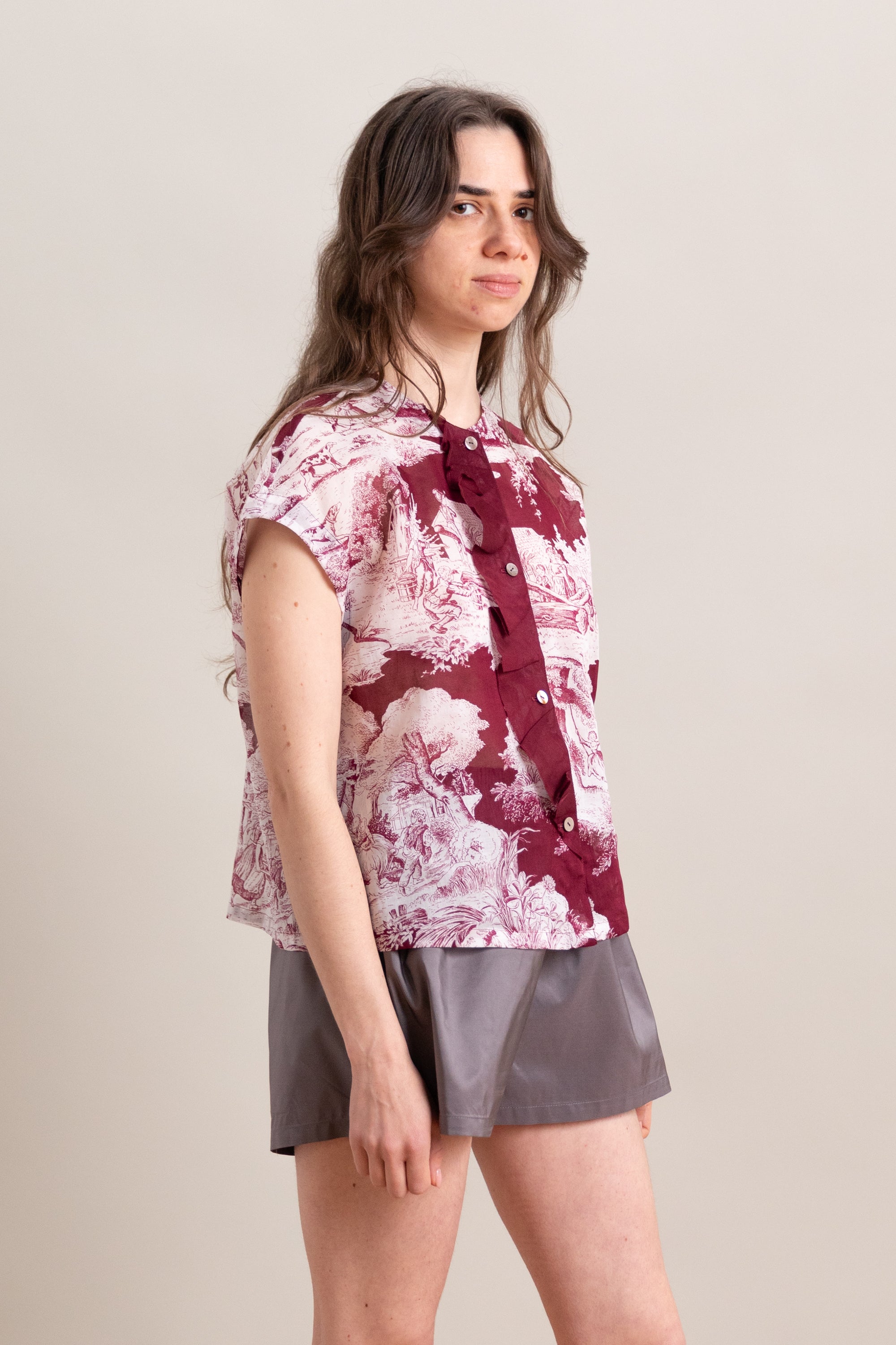 PRINTED TOP IN WINE