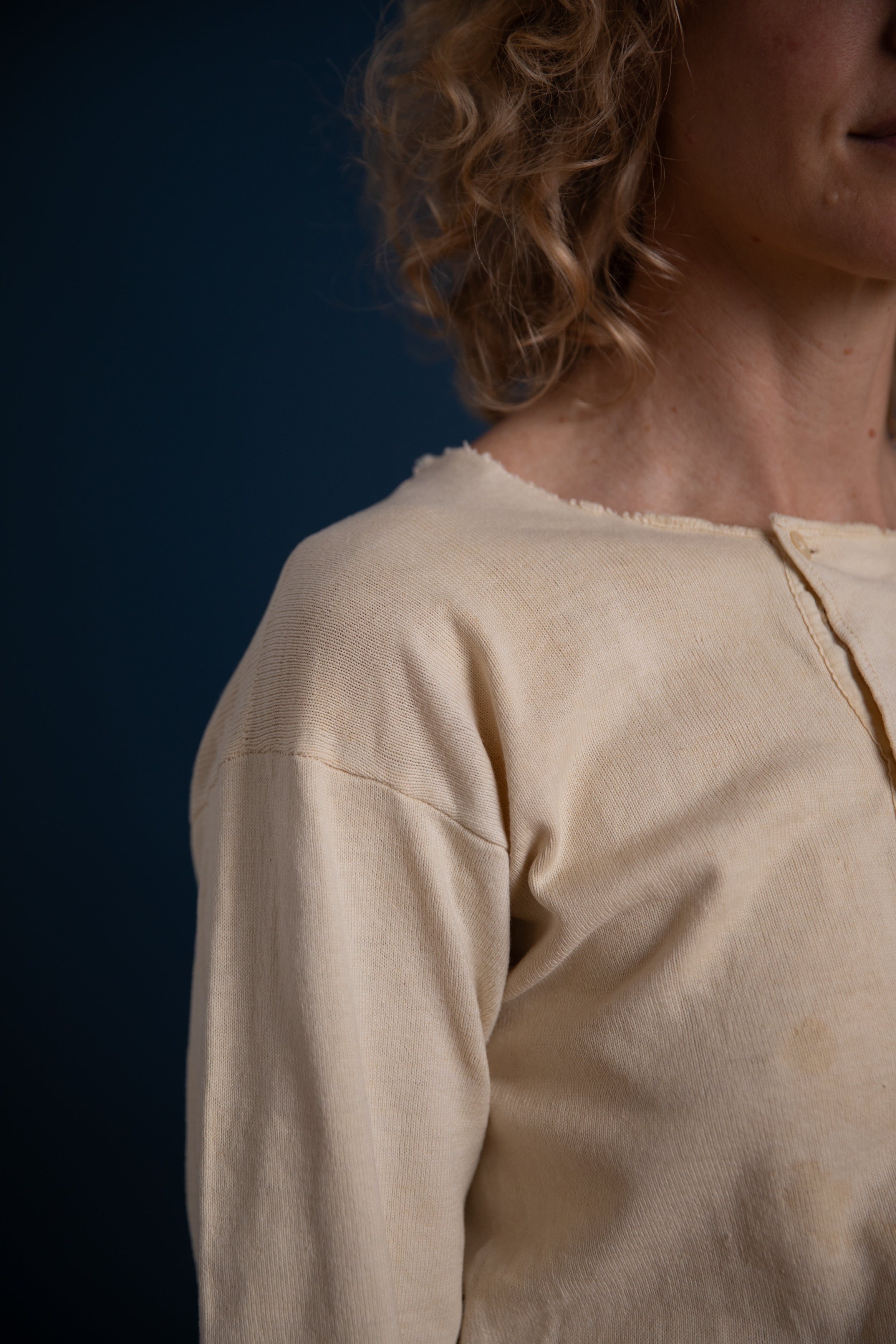 ANTIQUE RIBBED UNDERSHIRT 02