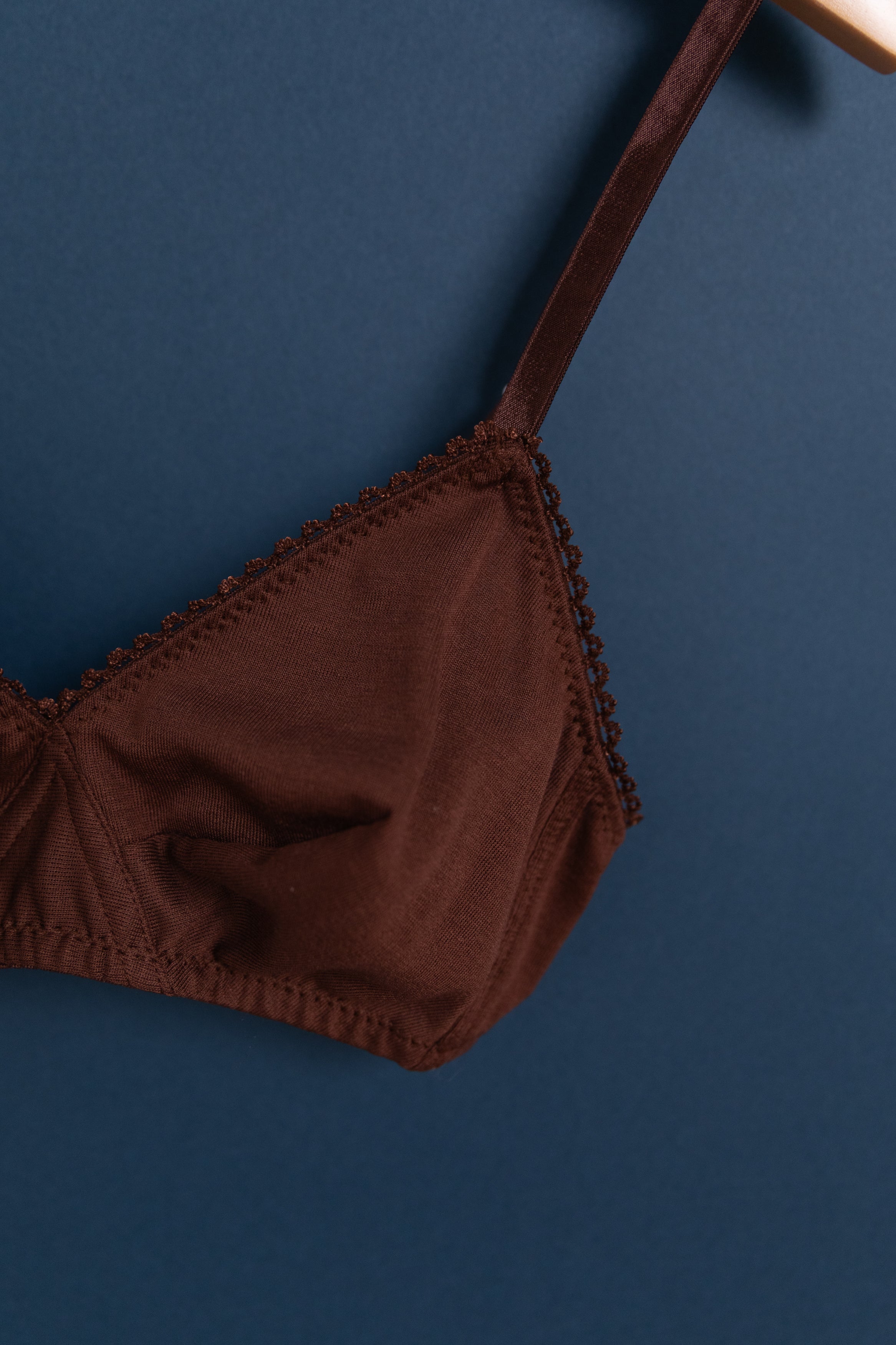 ANTONIA BRALETTE IN CLOVE