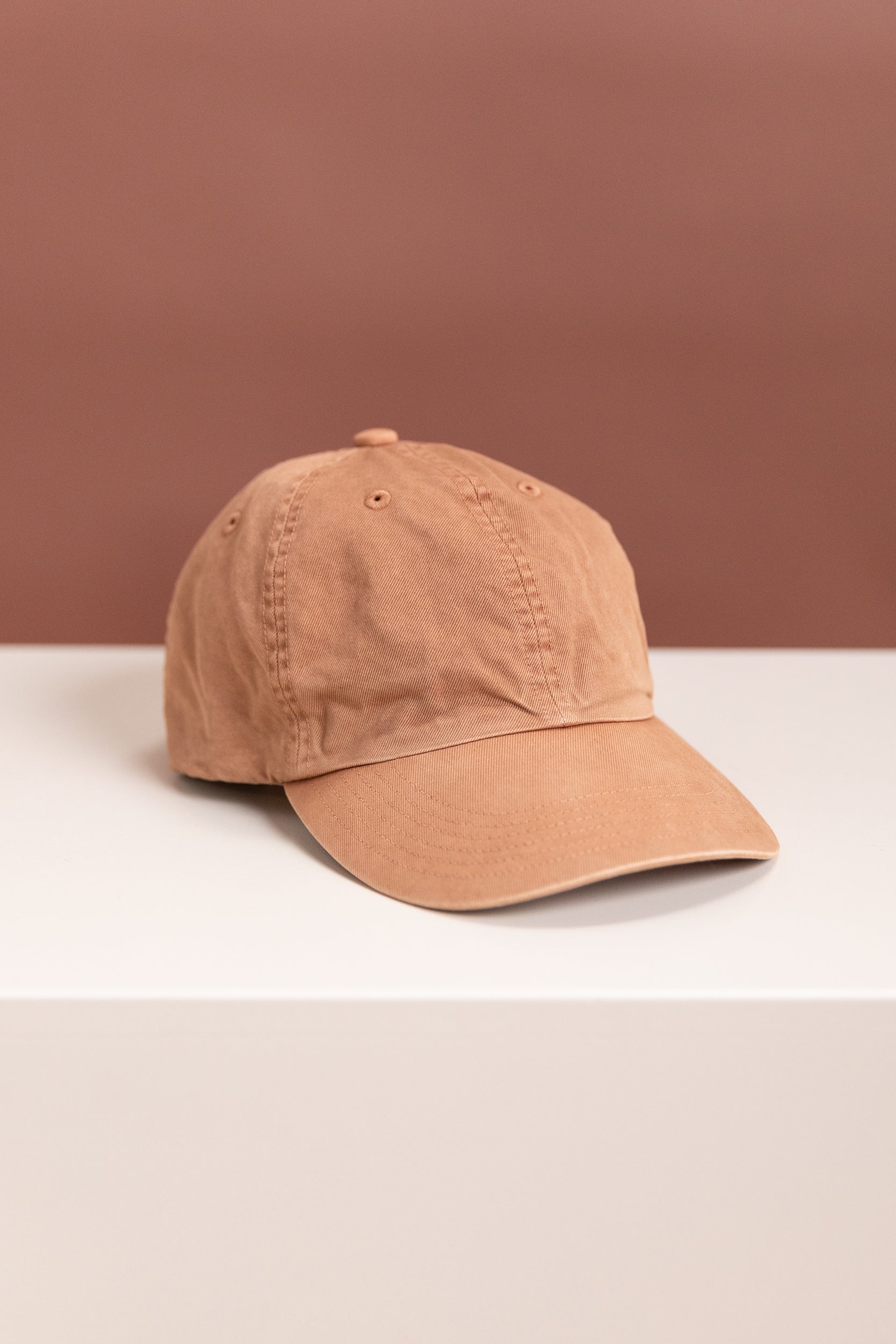 PRODUCT DYED FINX CHINO CAP MADE BY KIJIMATAKAYUKI IN DUSTY LIGHT BROWN