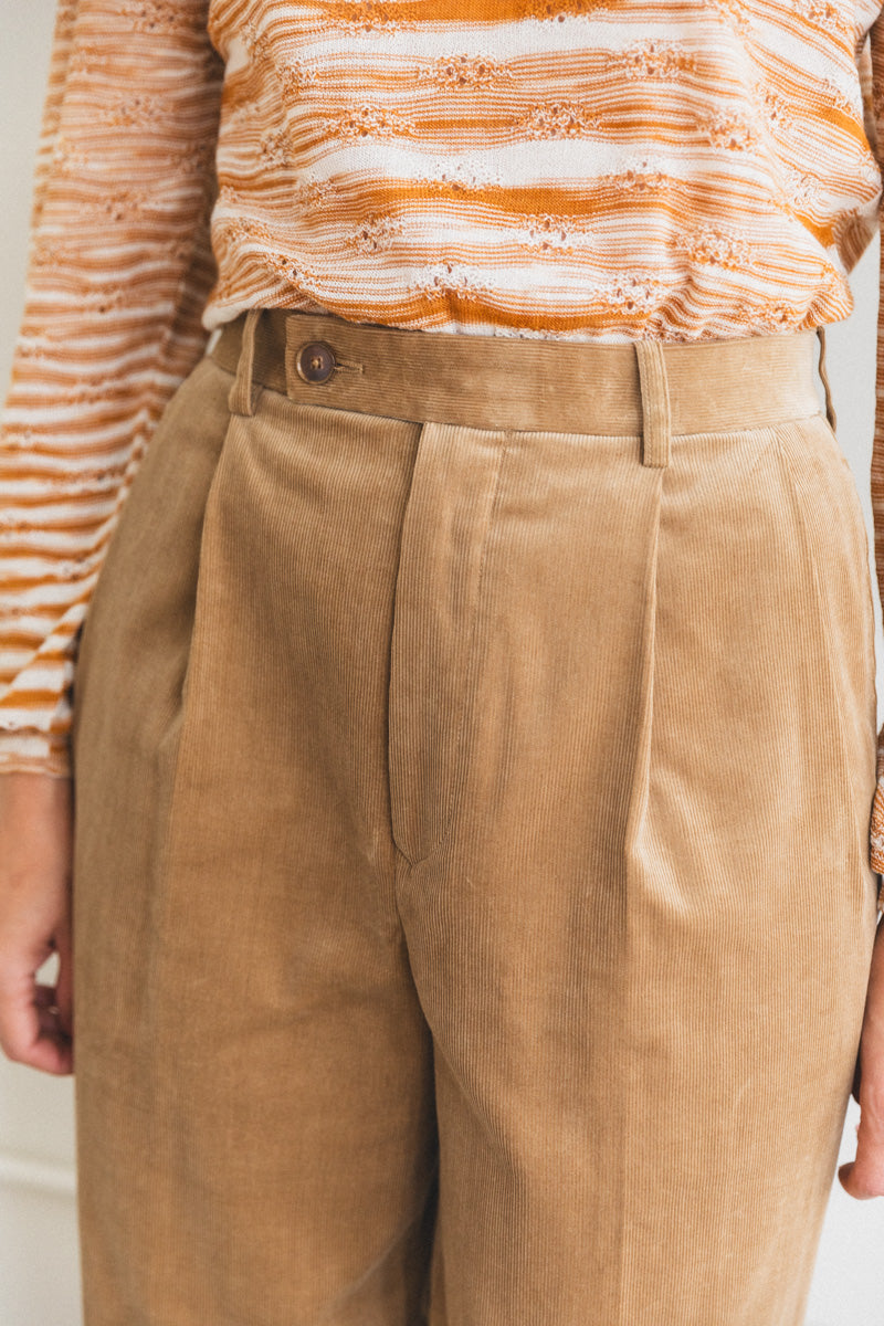 FINX CORDUROY SLACKS IN LIGHT BROWN