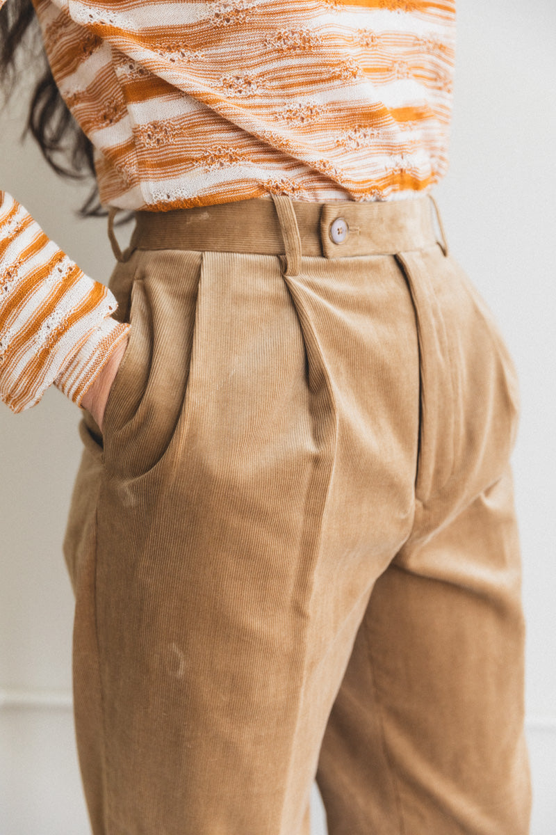 FINX CORDUROY SLACKS IN LIGHT BROWN