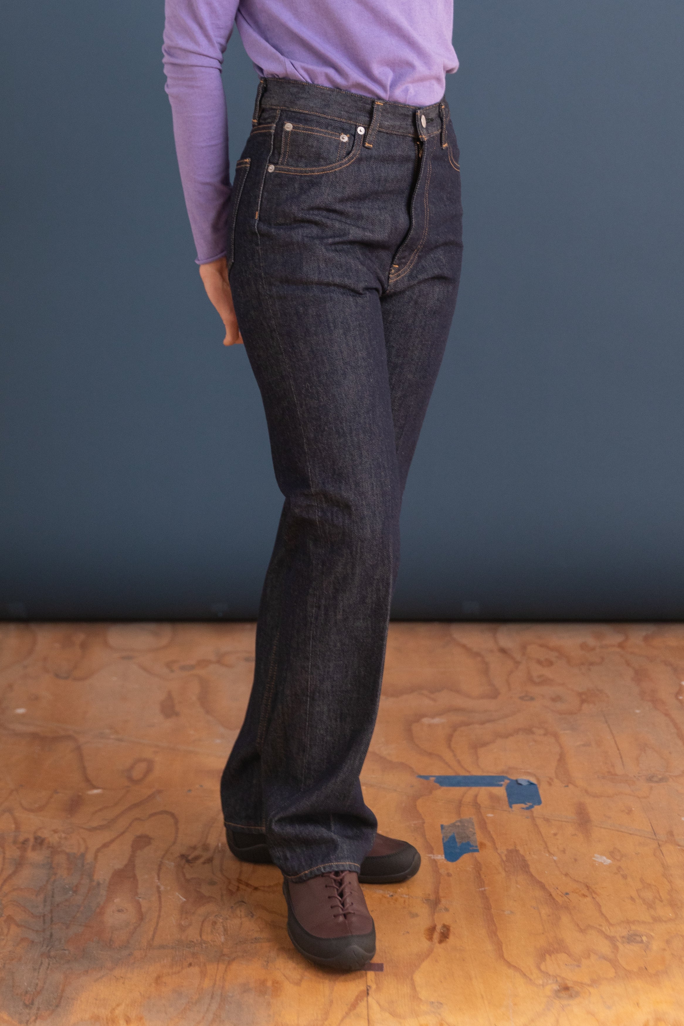 HARD TWIST DENIM PANTS IN INDIGO