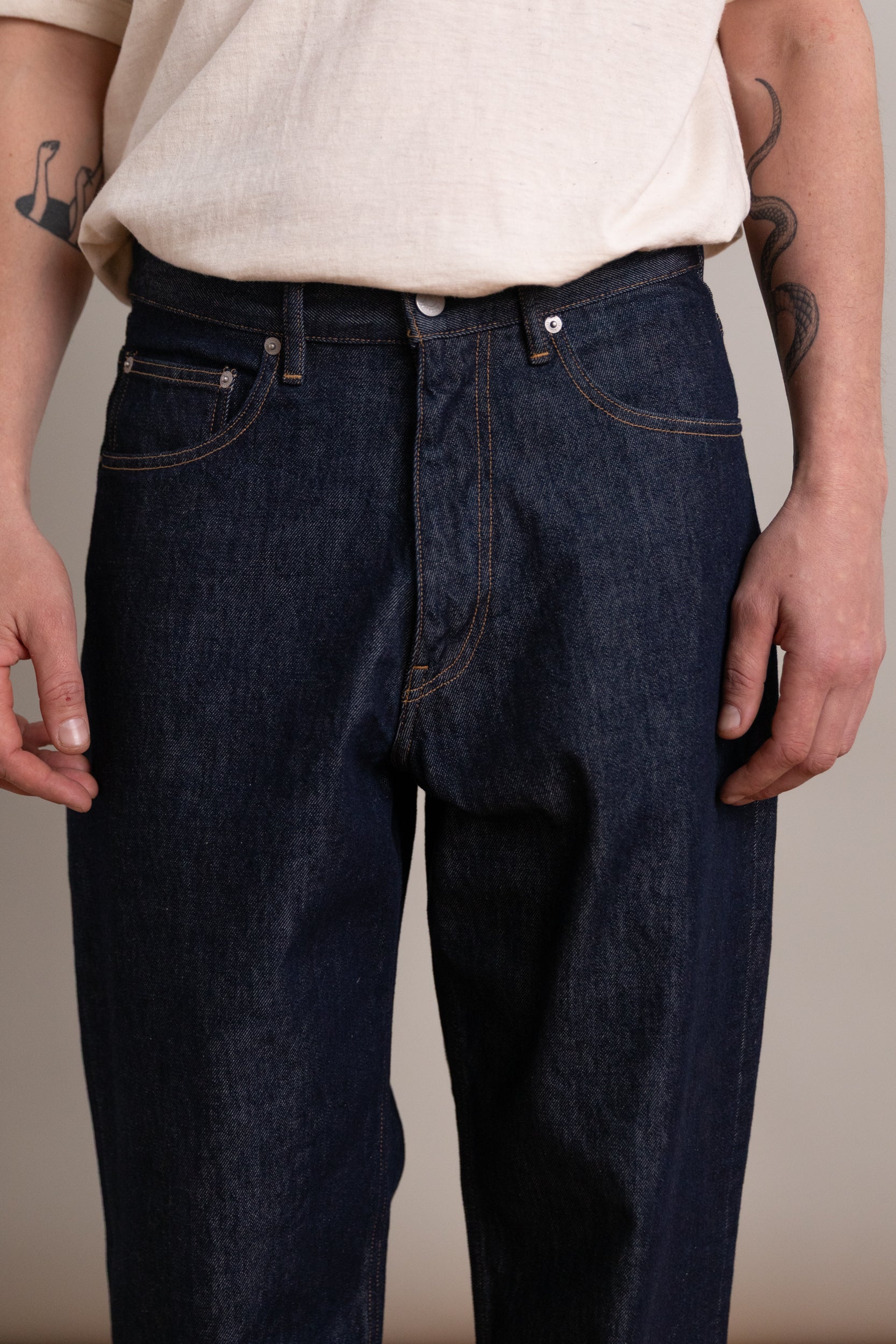 HARD TWIST DENIM WIDE PANTS