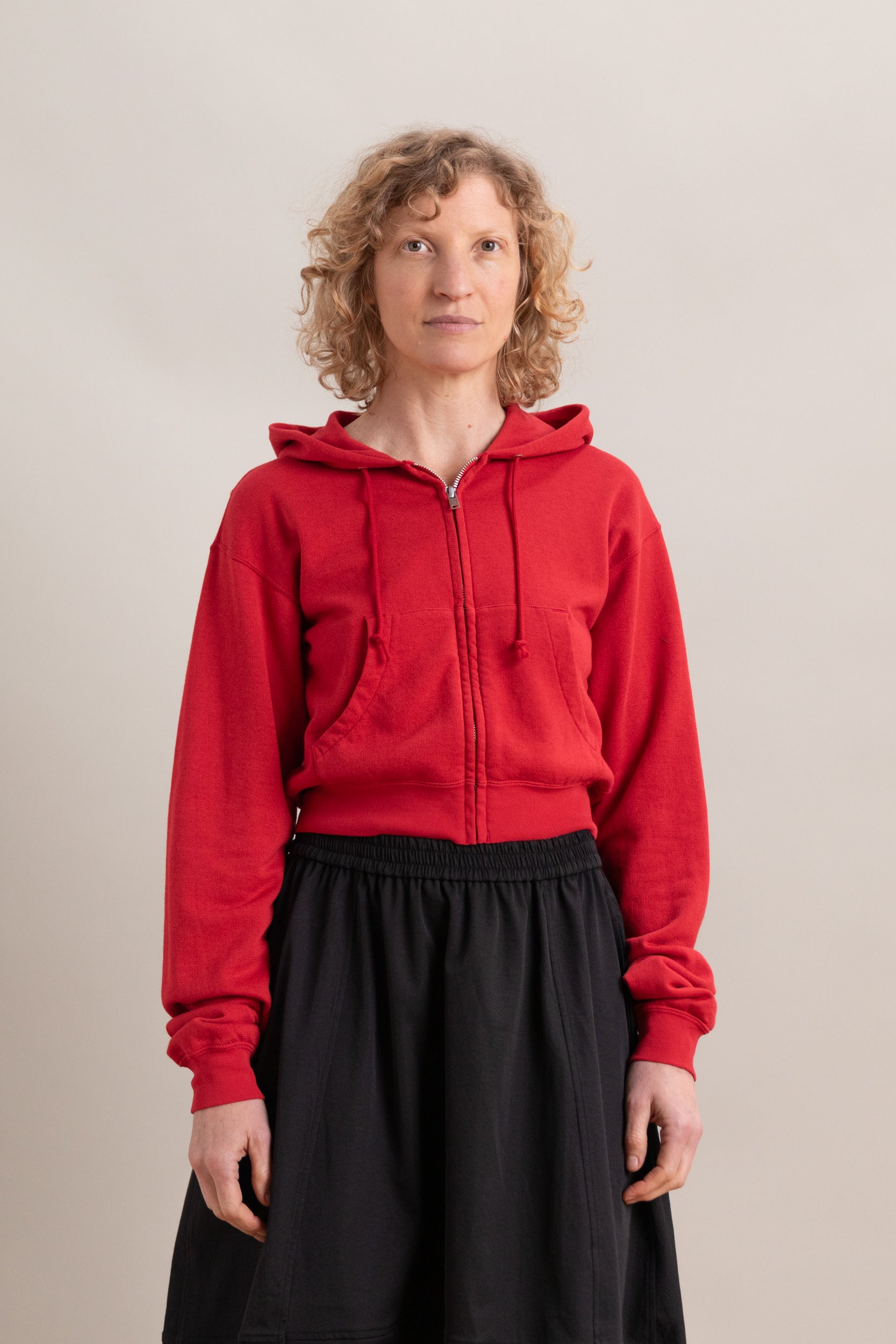 HIGH TWIST LIGHT SWEAT ZIP PARKA IN RED
