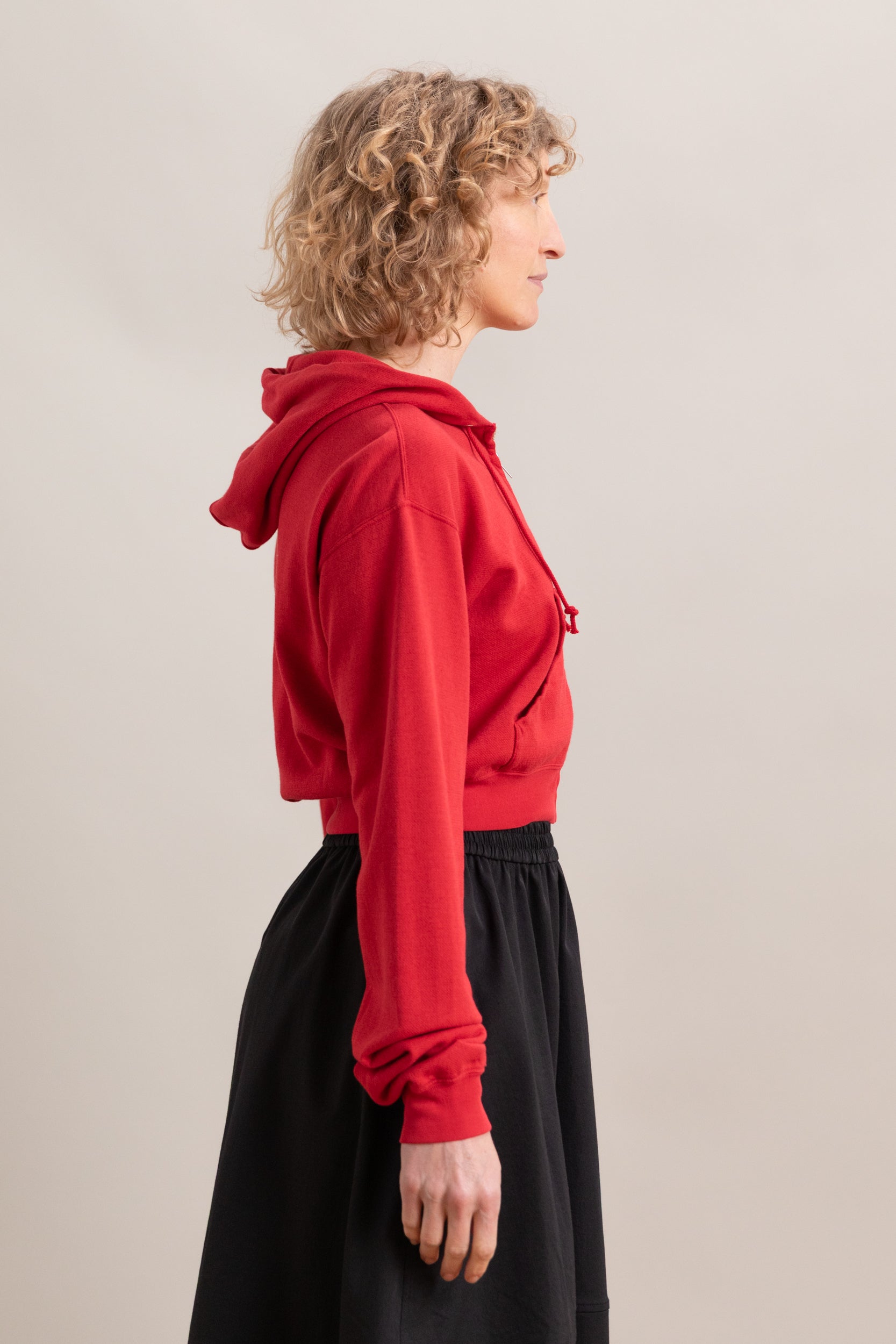 HIGH TWIST LIGHT SWEAT ZIP PARKA IN RED