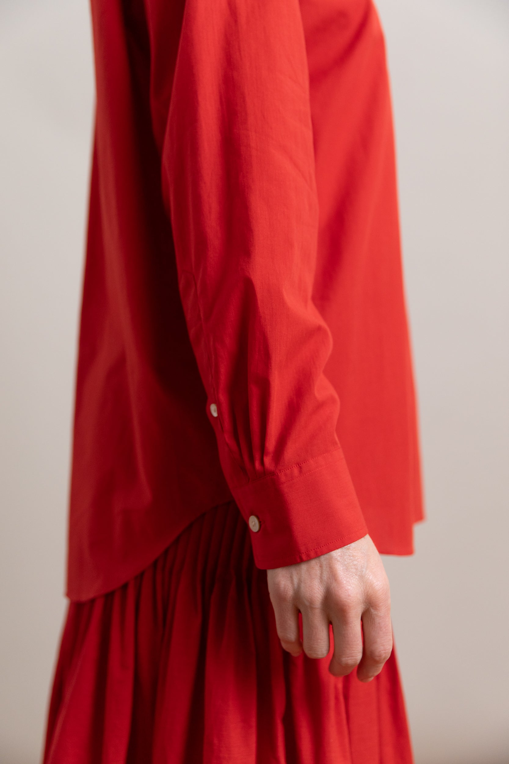 SUPER FINE COTTON LAWN SHIRT IN RED